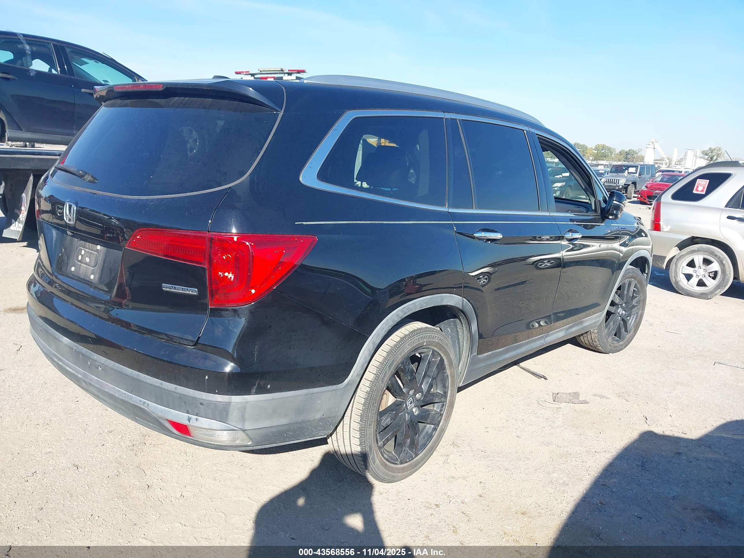 HONDA PILOT image 4