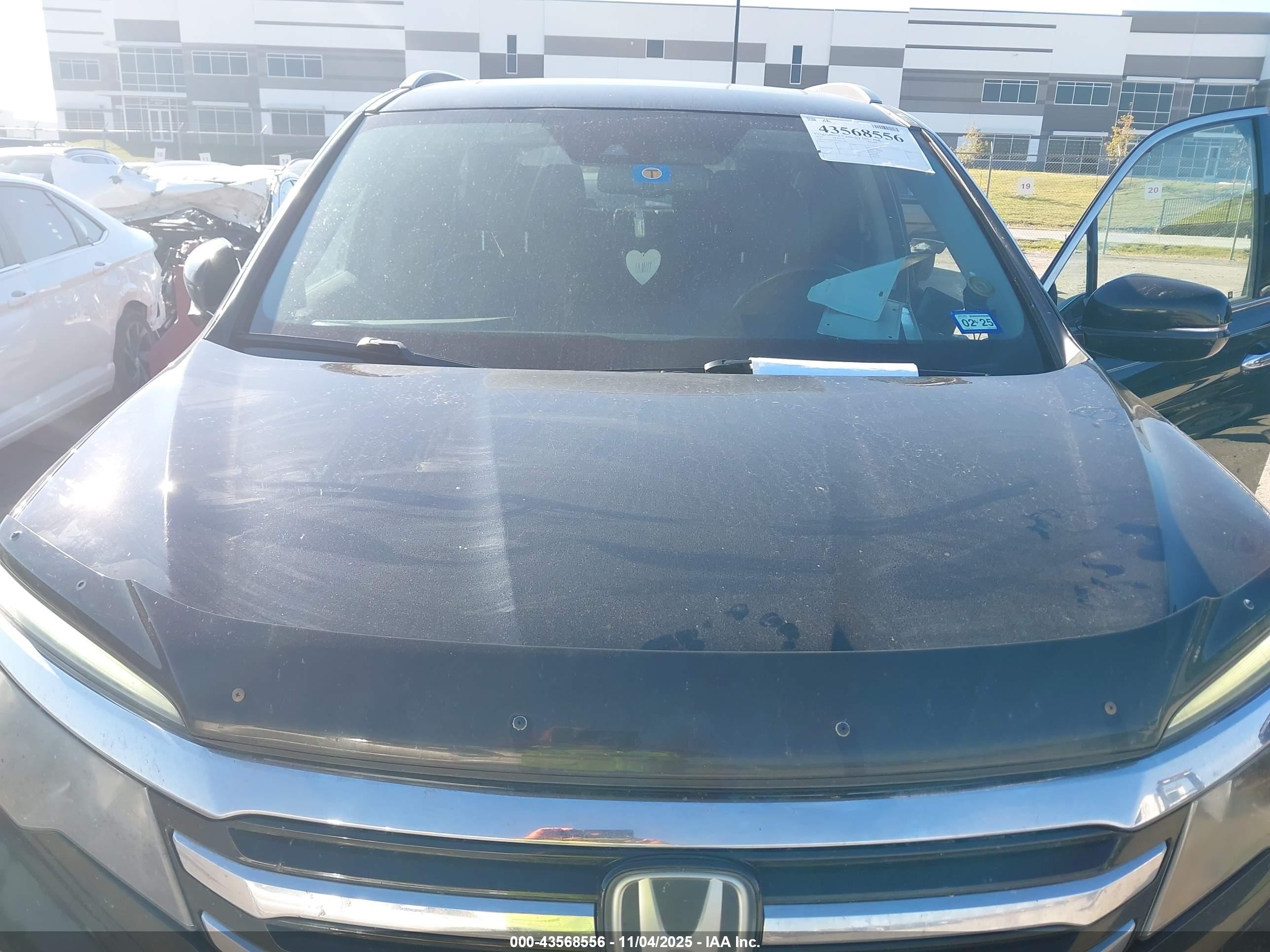 HONDA PILOT image 6