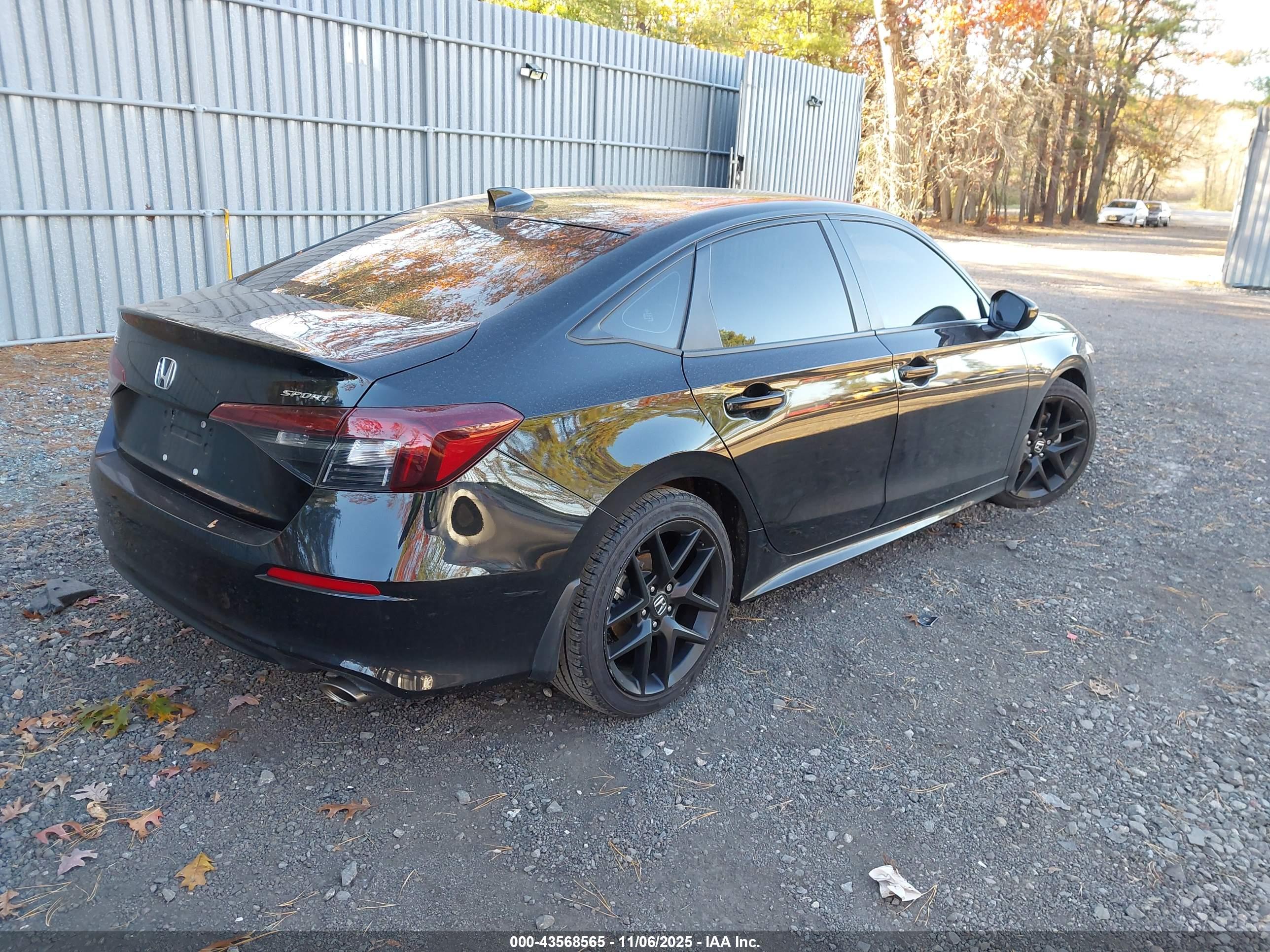 HONDA CIVIC image 4