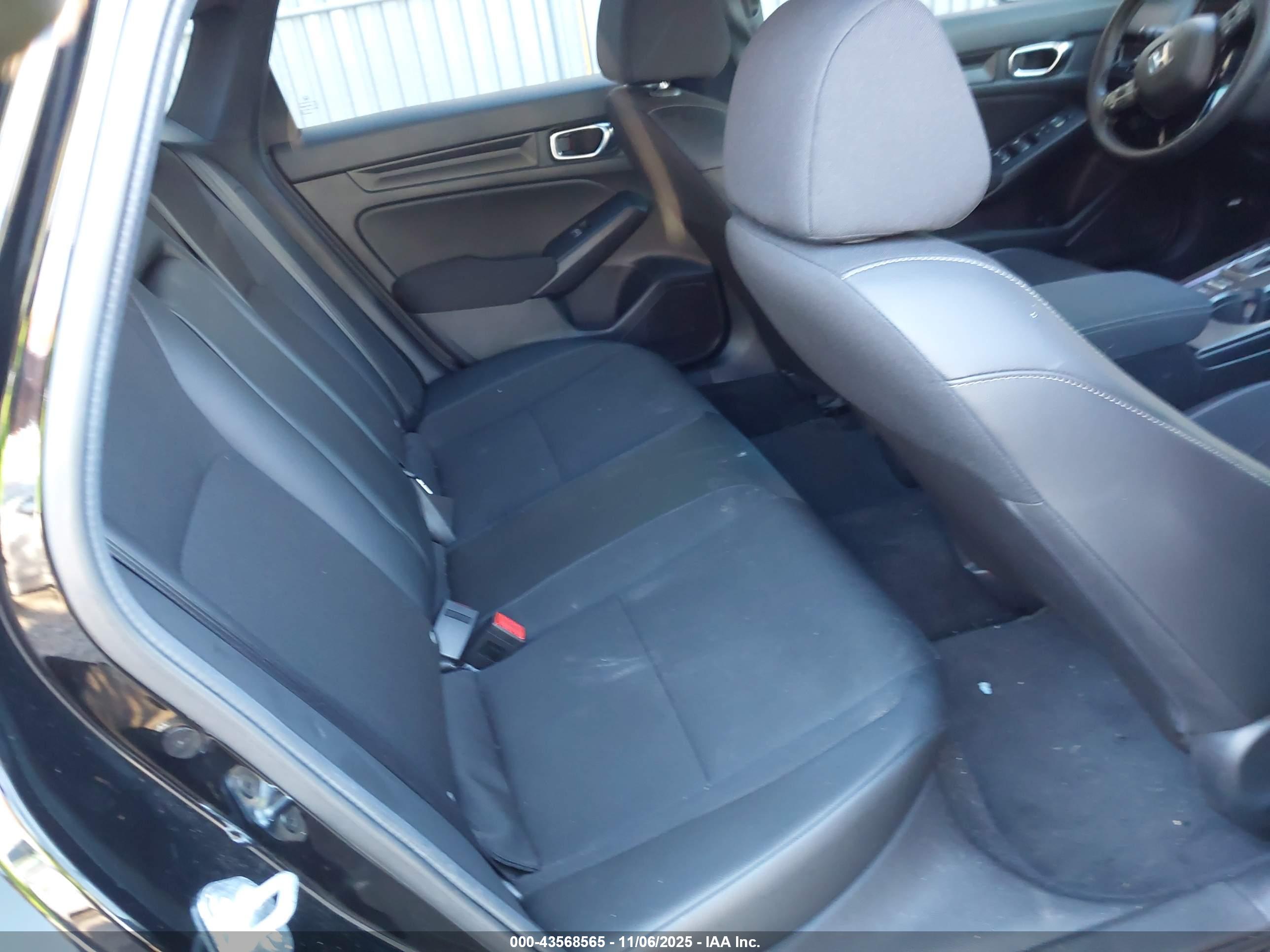 HONDA CIVIC image 8