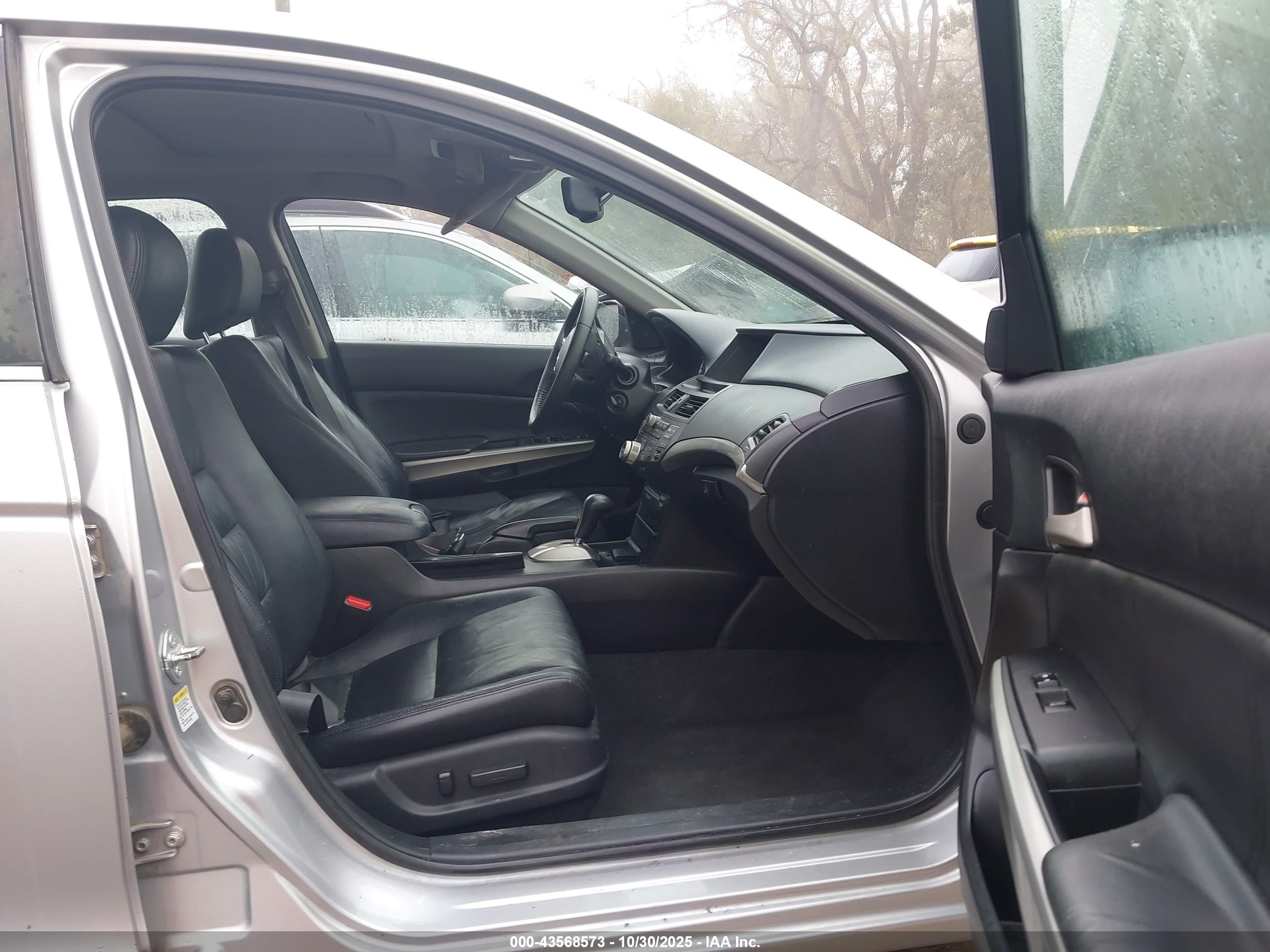 HONDA ACCORD image 5