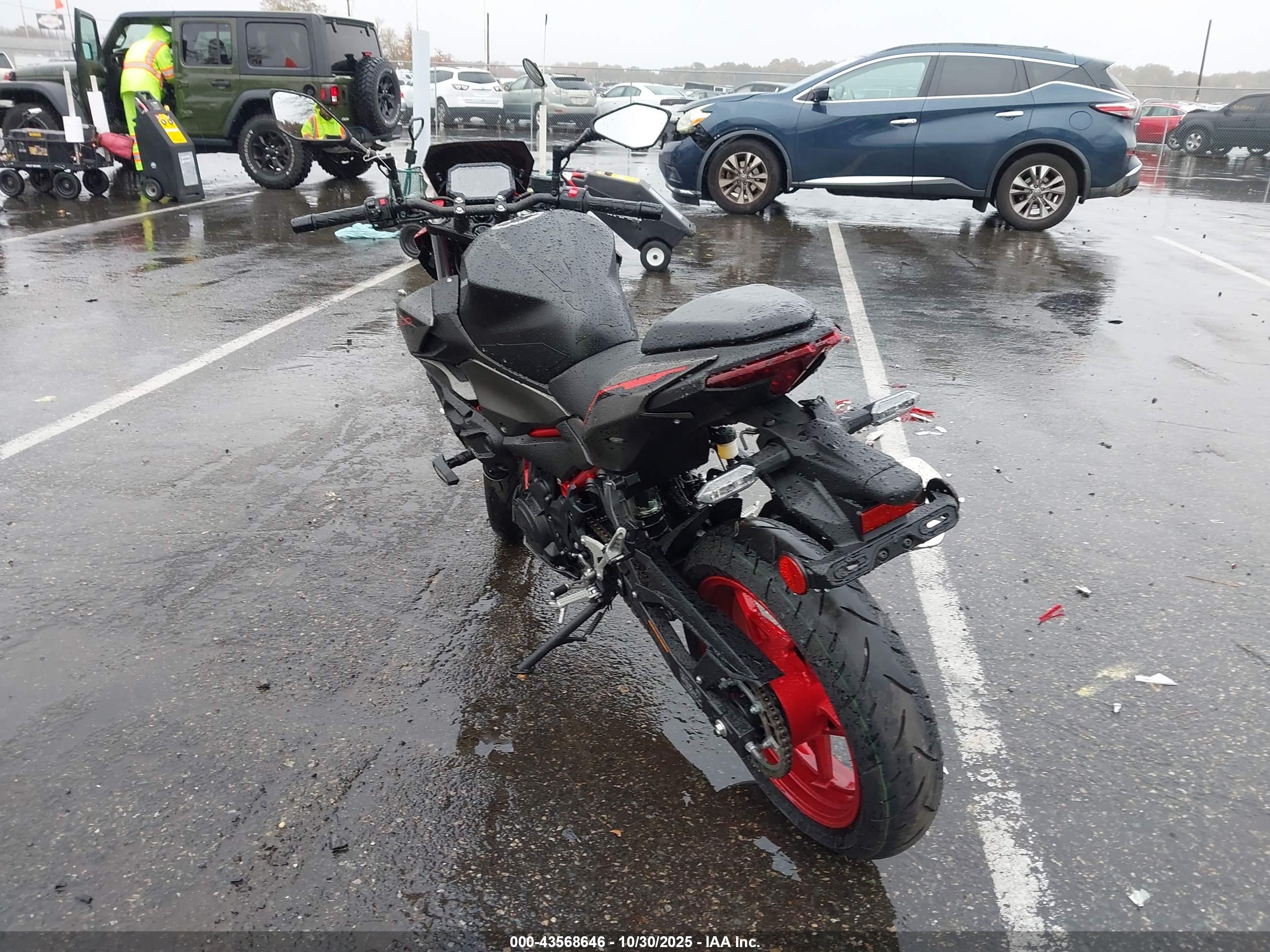 KAWASAKI ER500 image 3