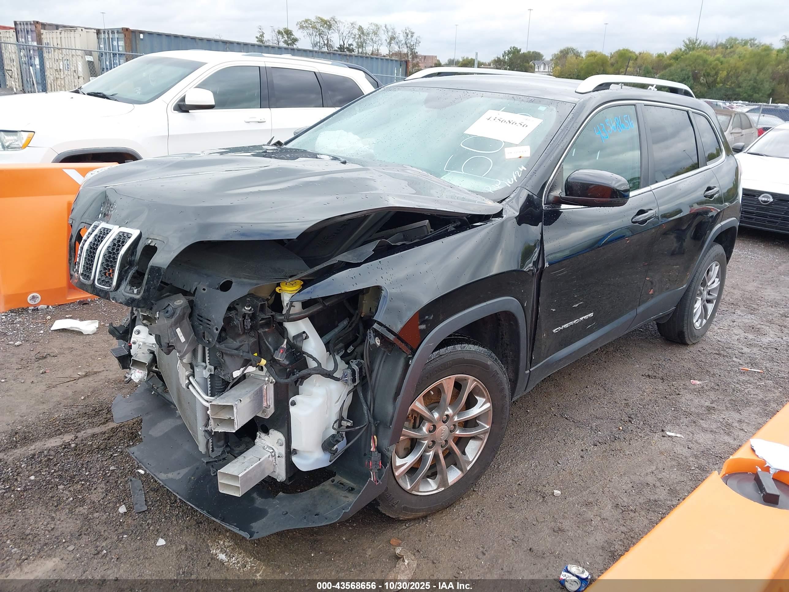 JEEP CHEROKEE image 2