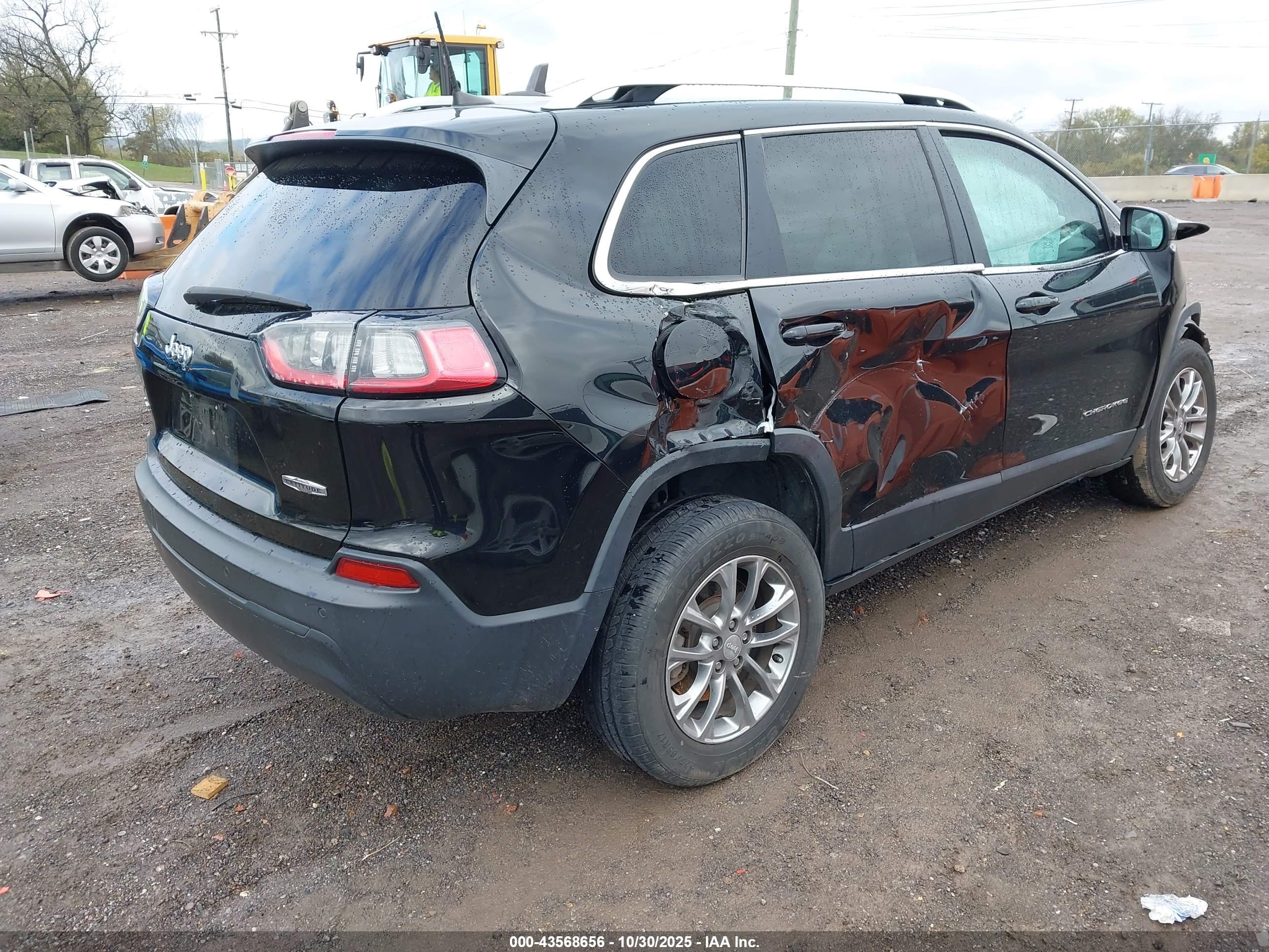 JEEP CHEROKEE image 4