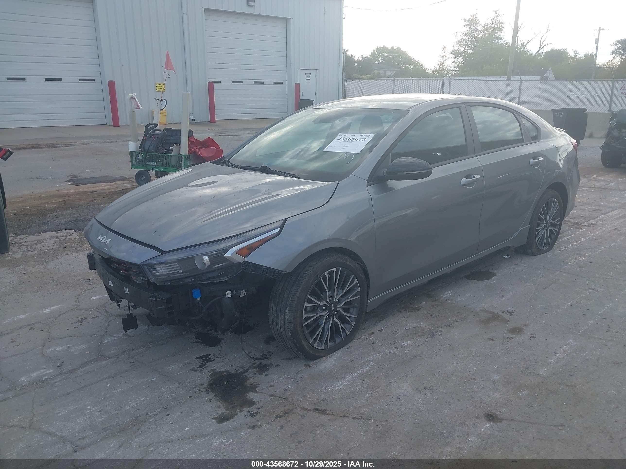 KIA FORTE image 2