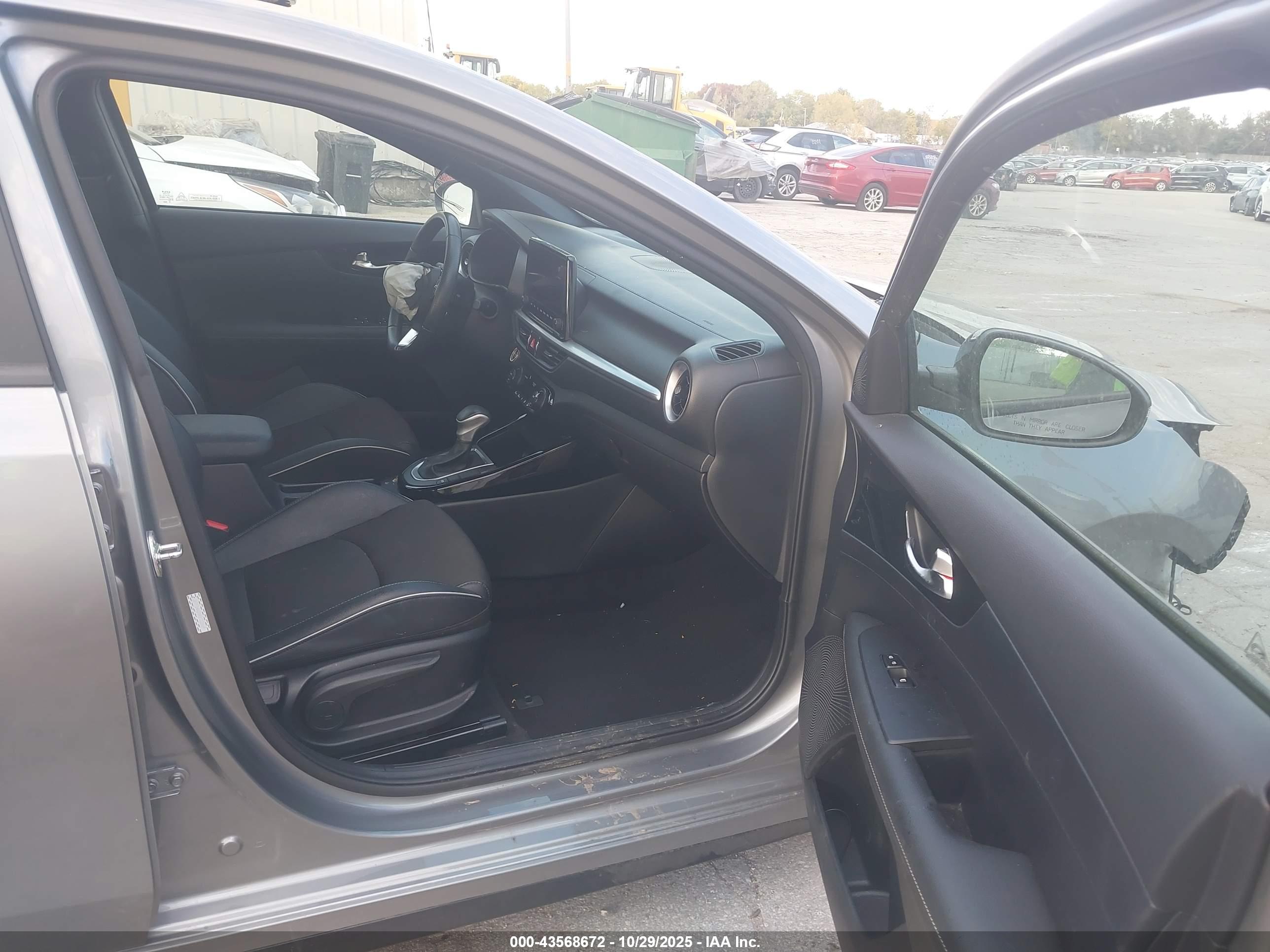 KIA FORTE image 5