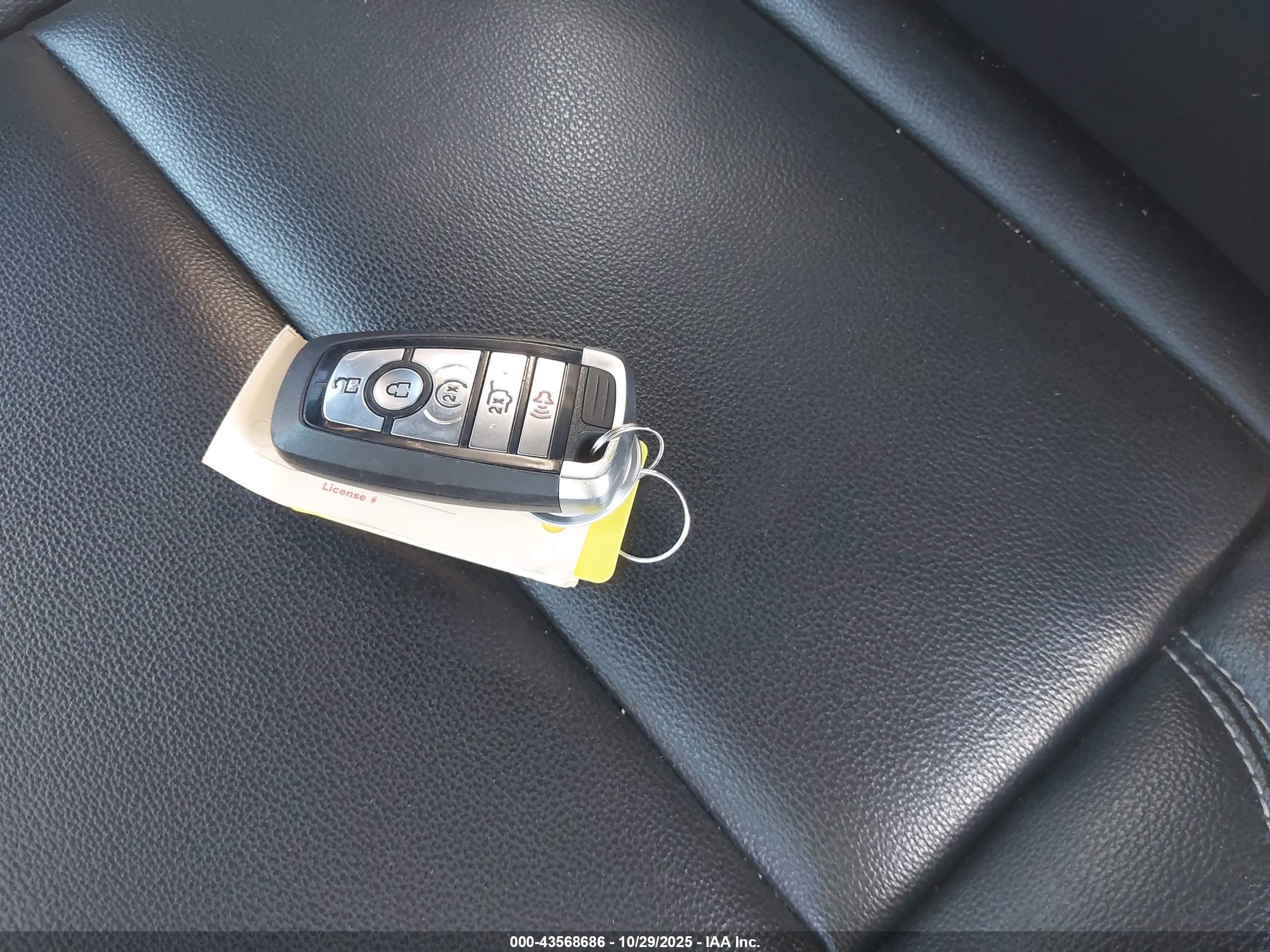 FORD EXPLORER image 11