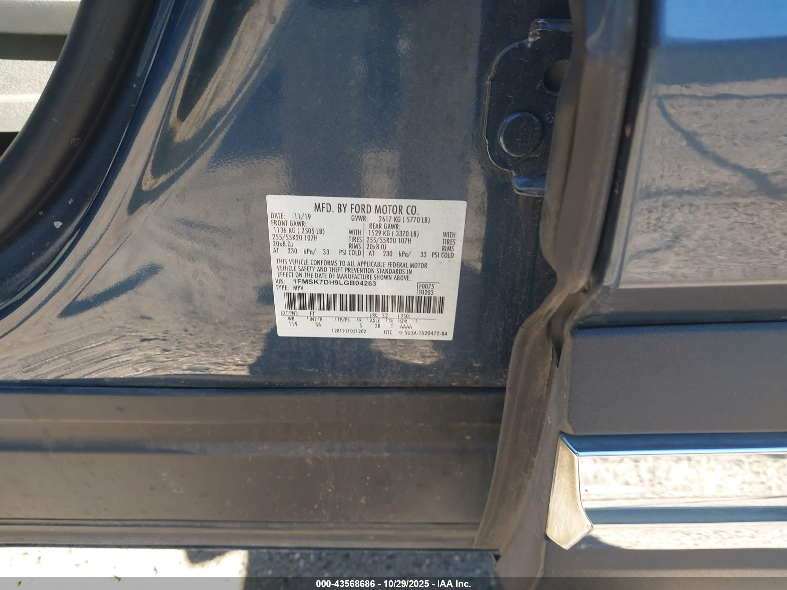 FORD EXPLORER image 9