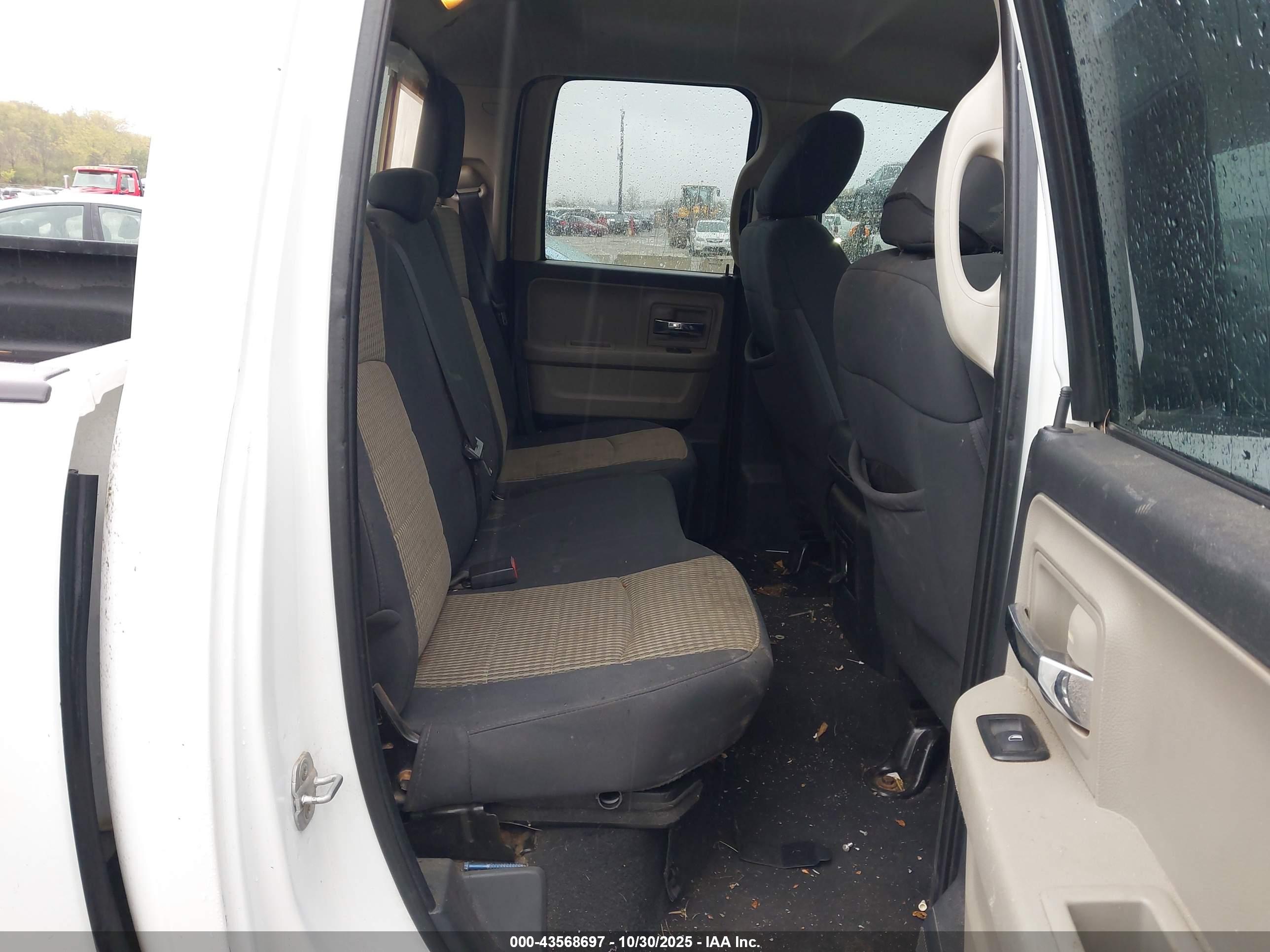 RAM 1500 image 8