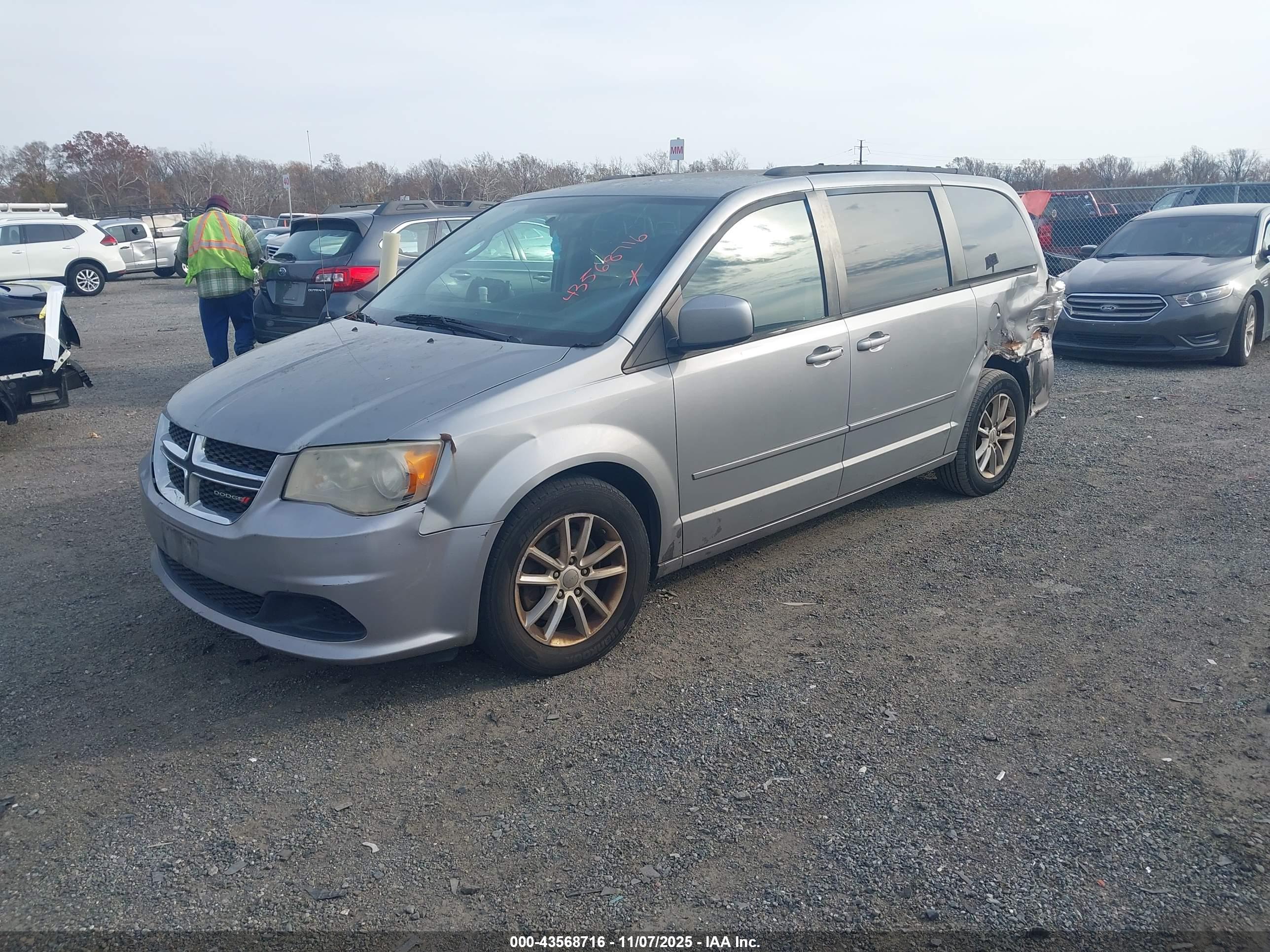 DODGE GRAND image 2