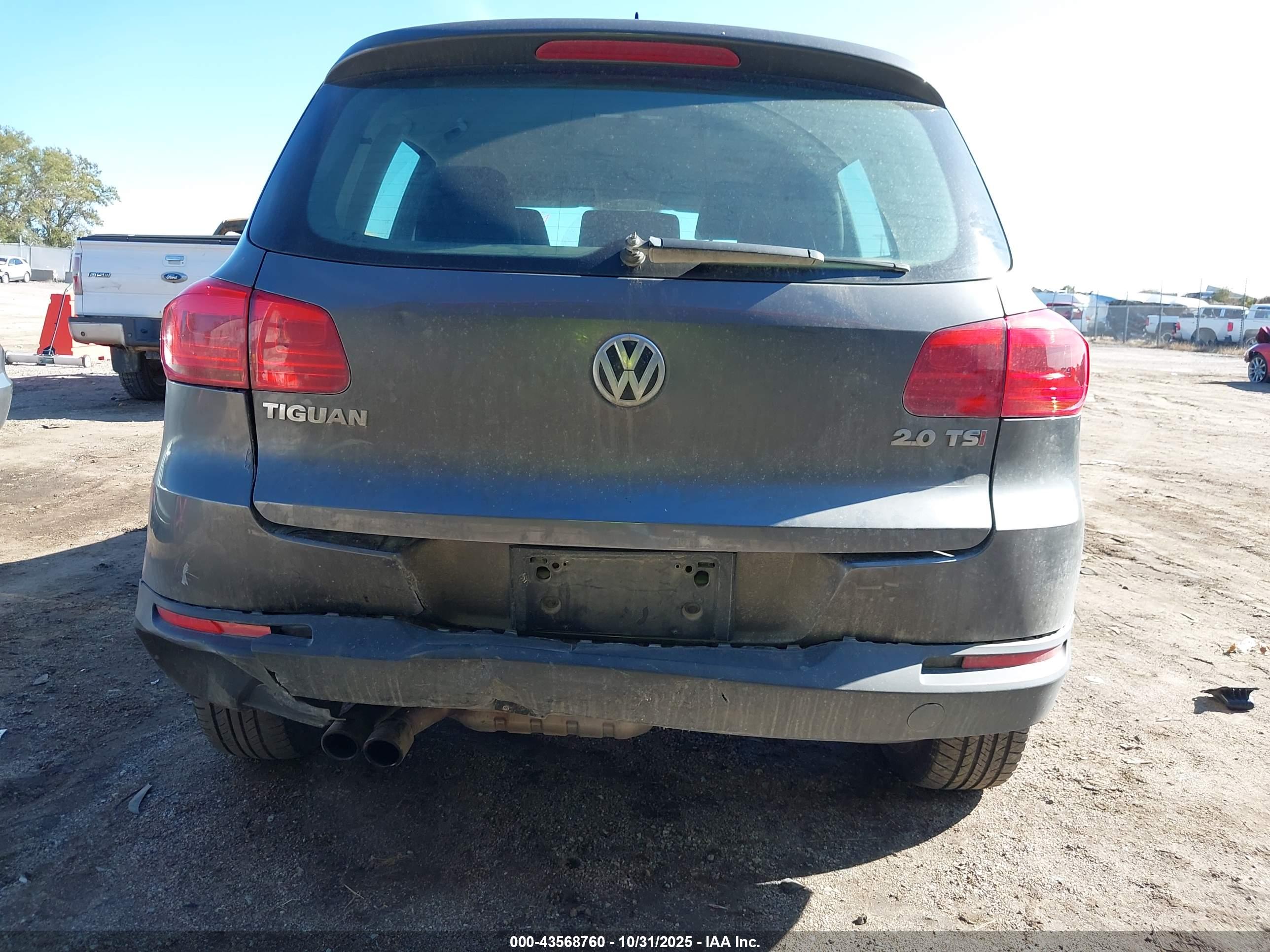 VOLKSWAGEN TIGUAN image 6