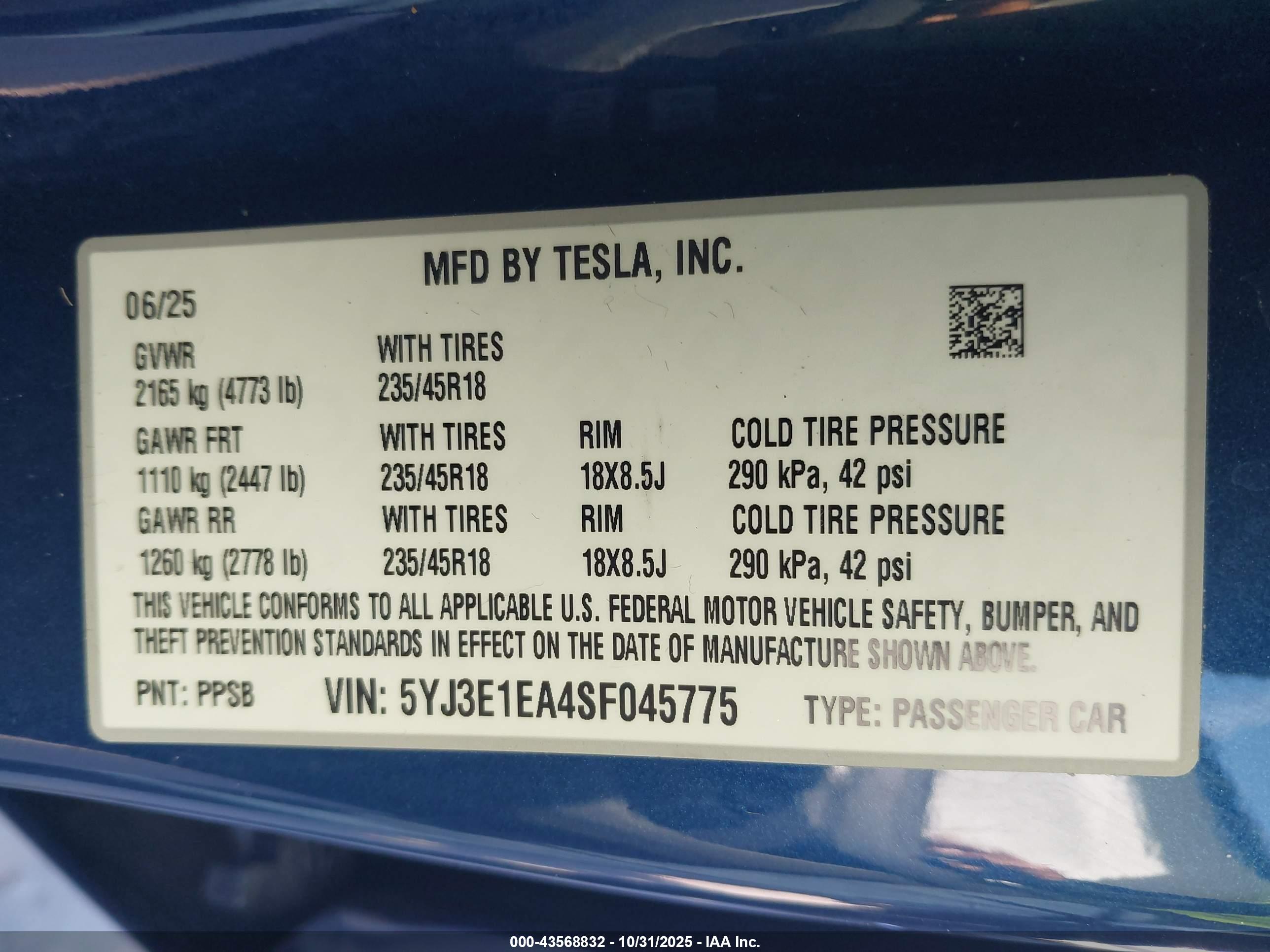 TESLA MODEL image 9