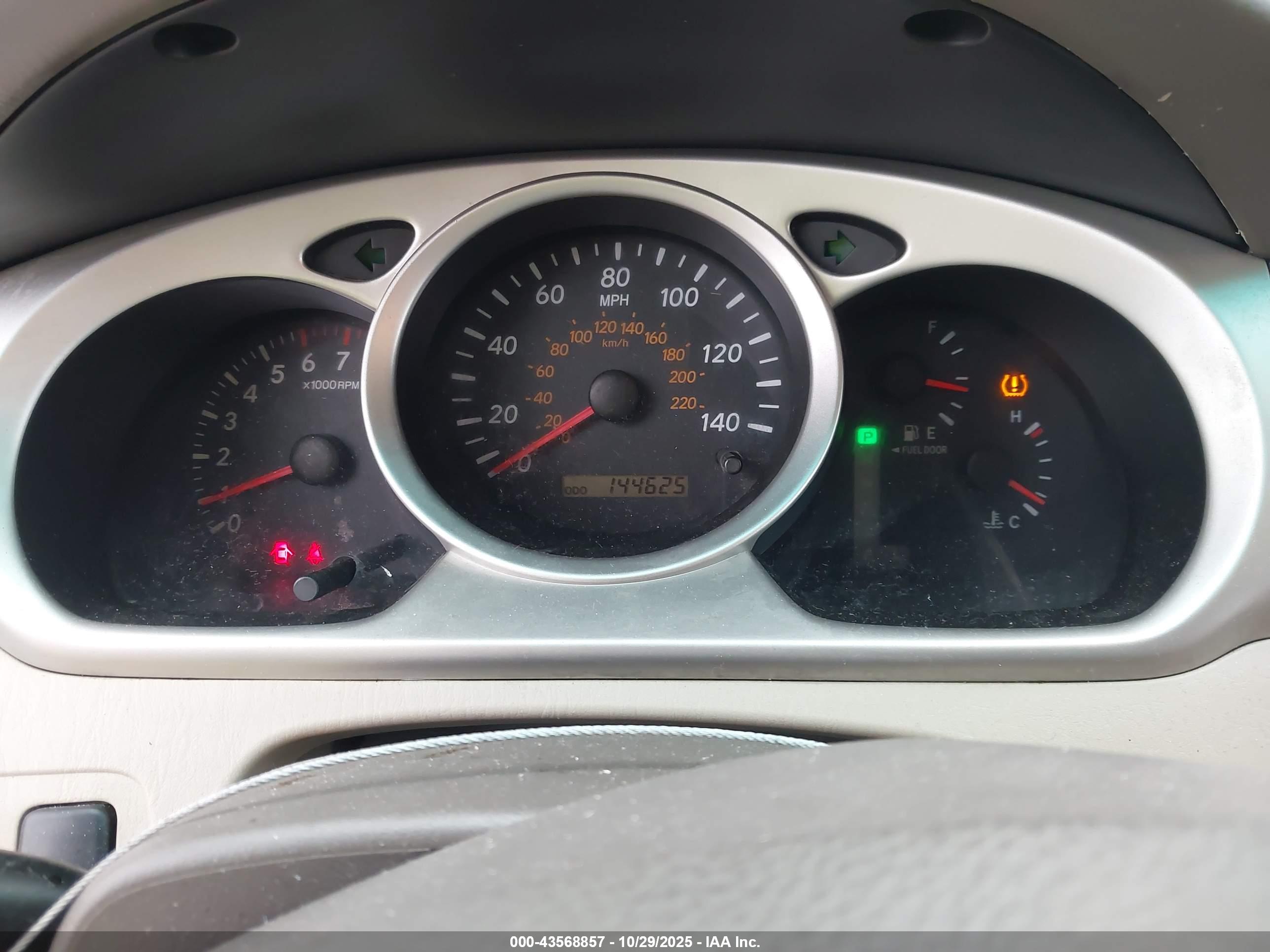 TOYOTA HIGHLANDER image 7
