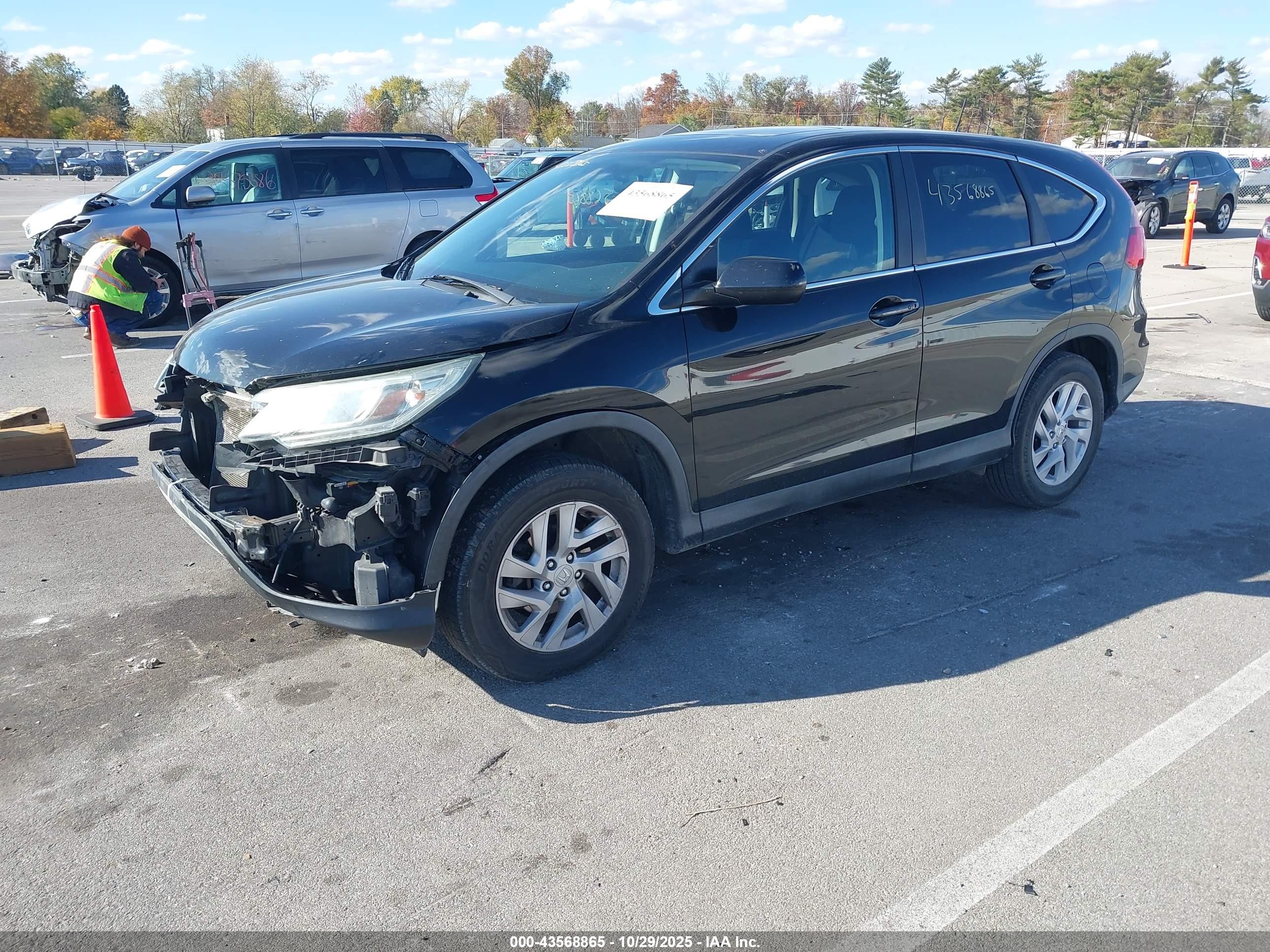 HONDA CR-V image 2