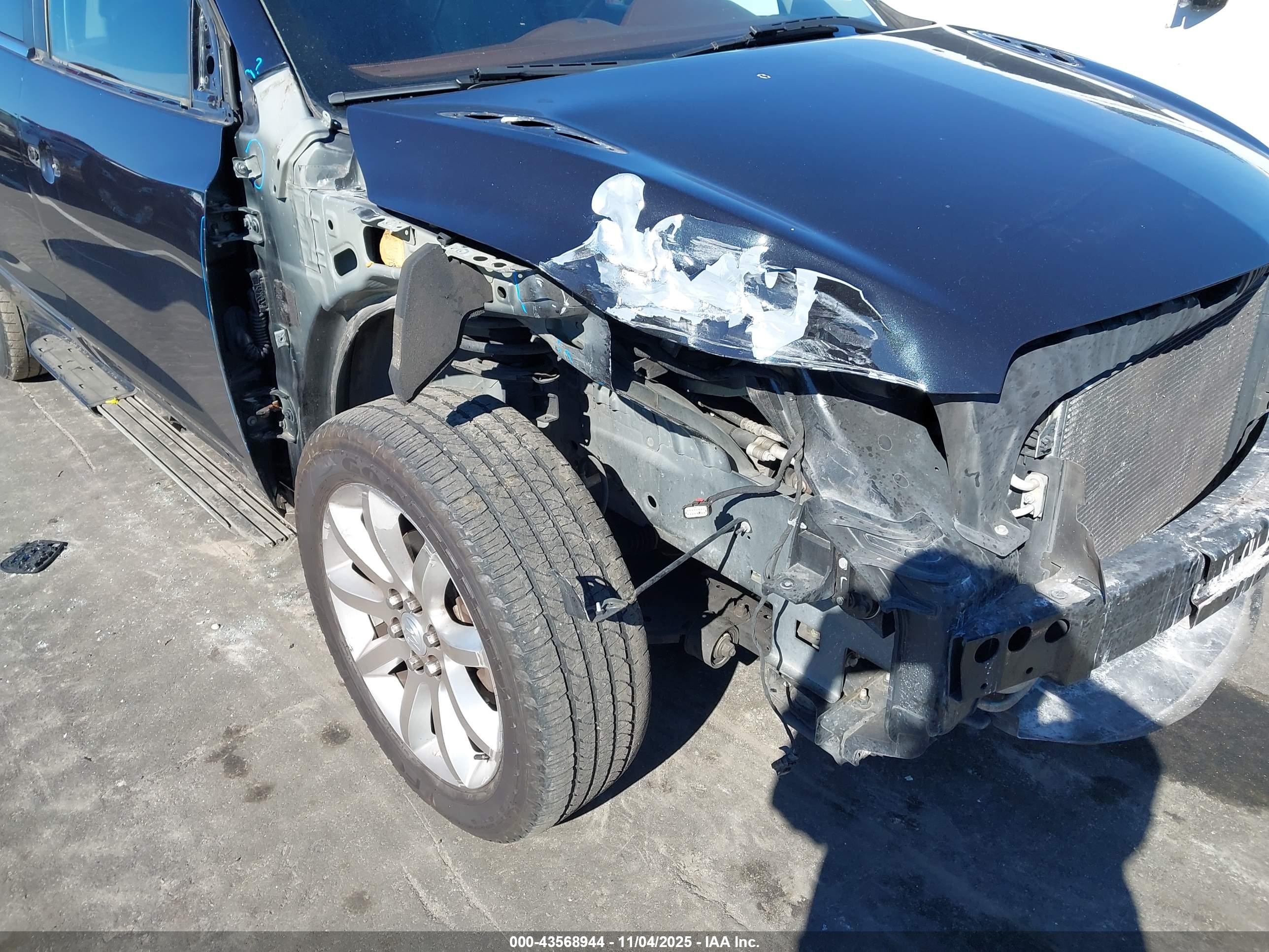 BUICK ENCLAVE image 6