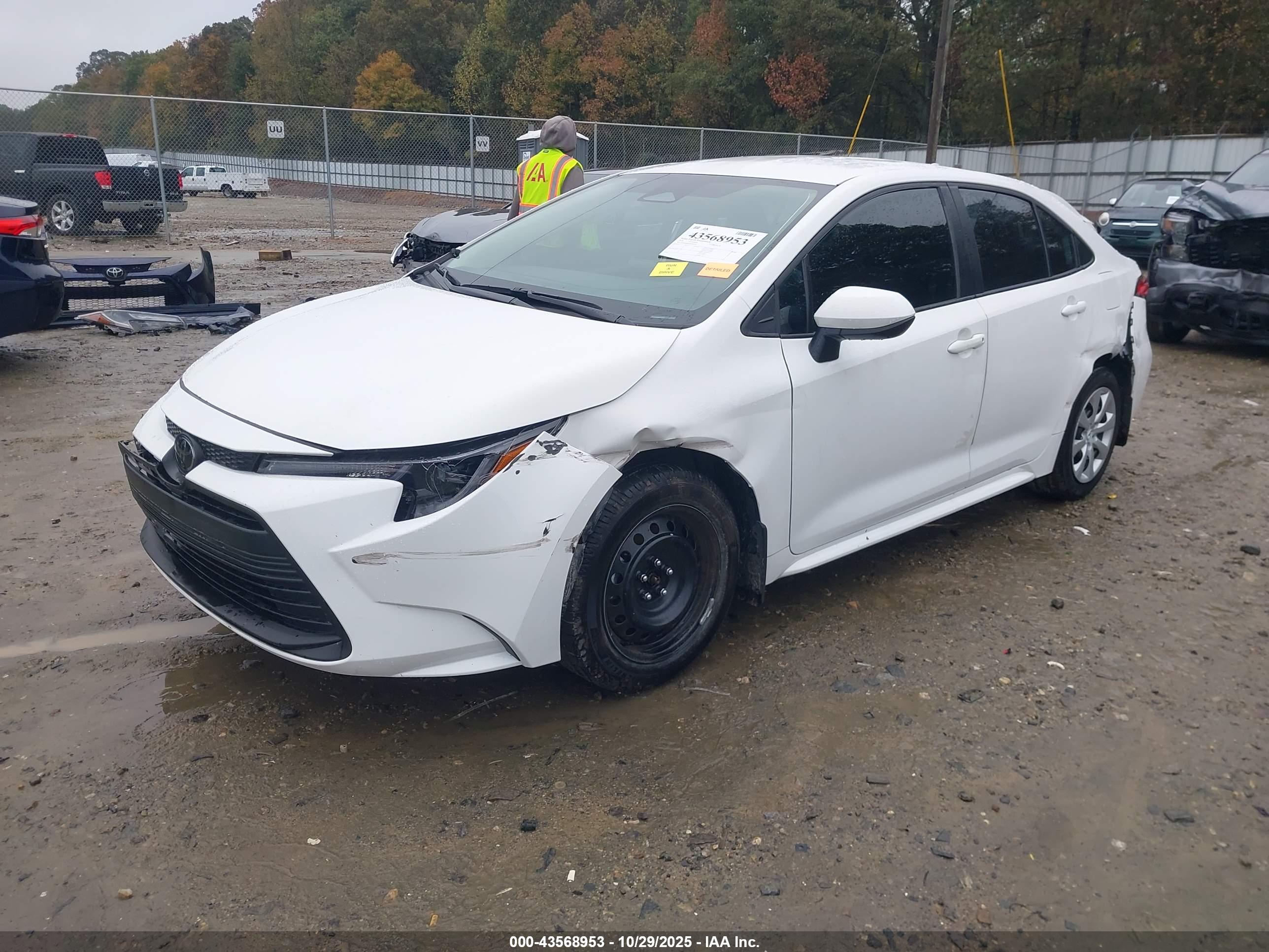 TOYOTA COROLLA image 2