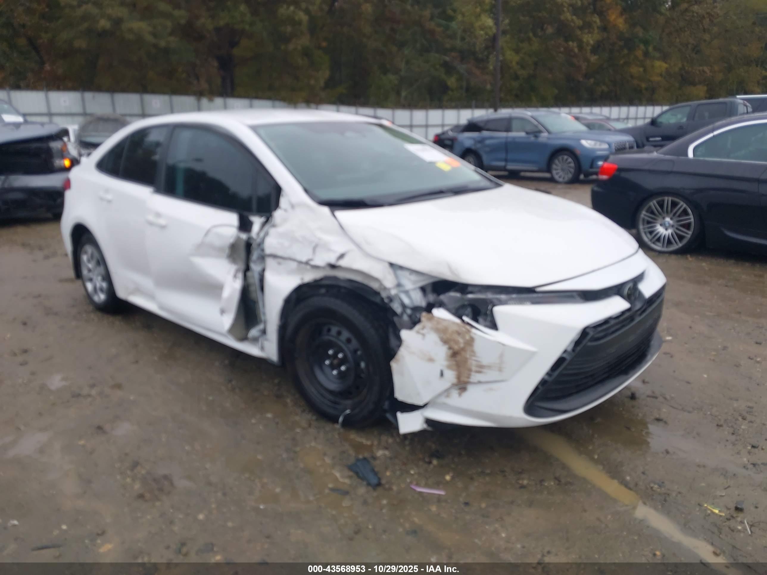 TOYOTA COROLLA image 6