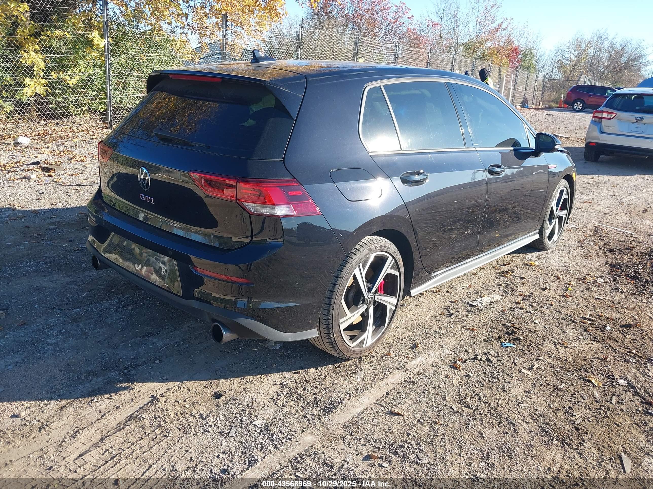 VOLKSWAGEN GOLF image 4