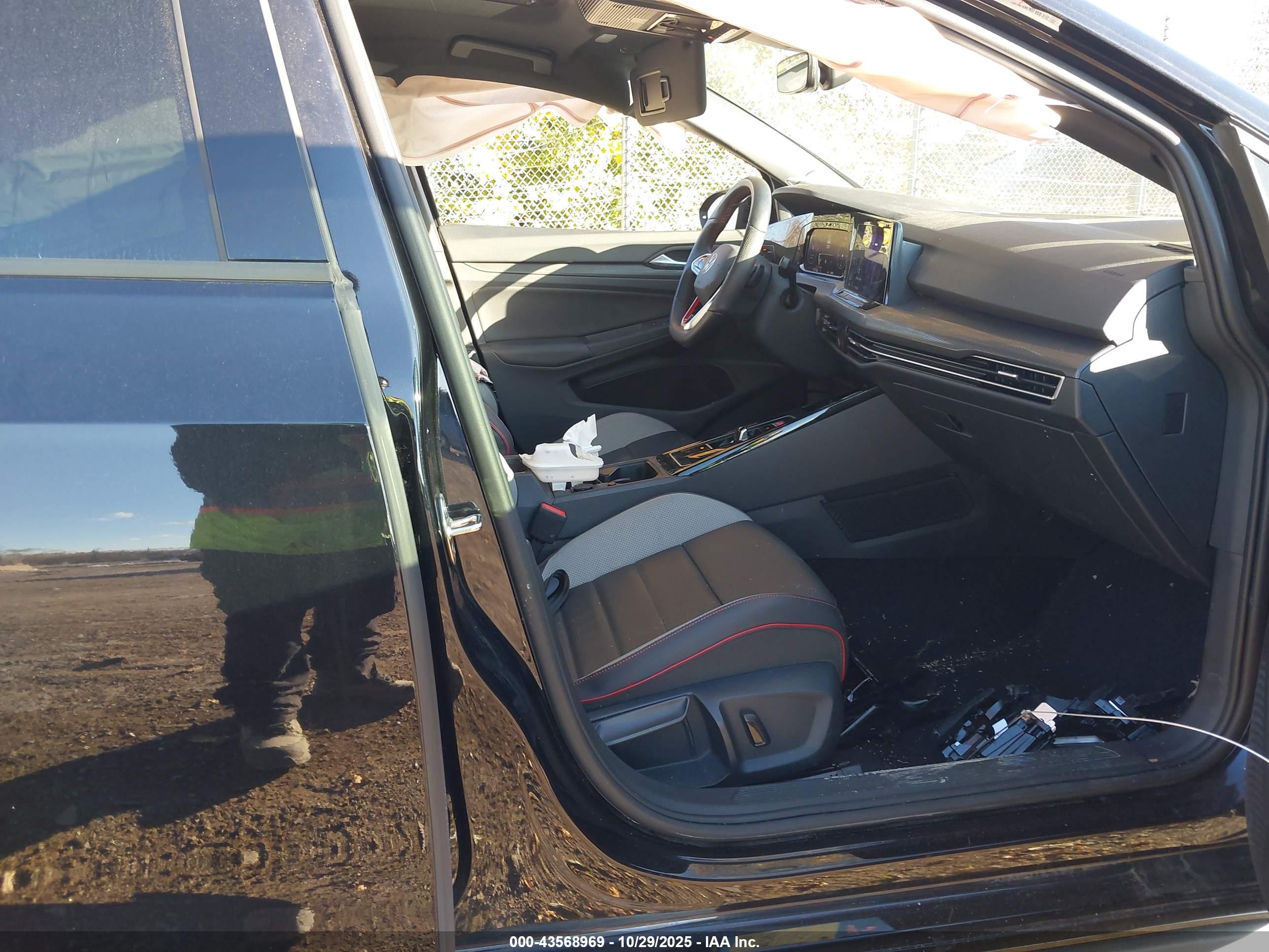 VOLKSWAGEN GOLF image 5