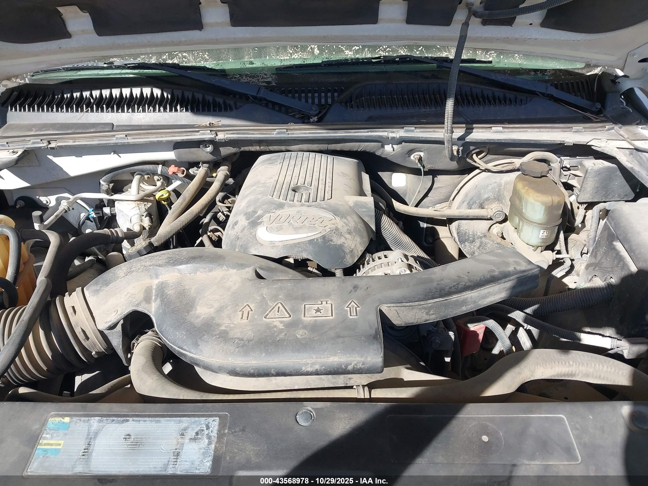 GMC YUKON image 10