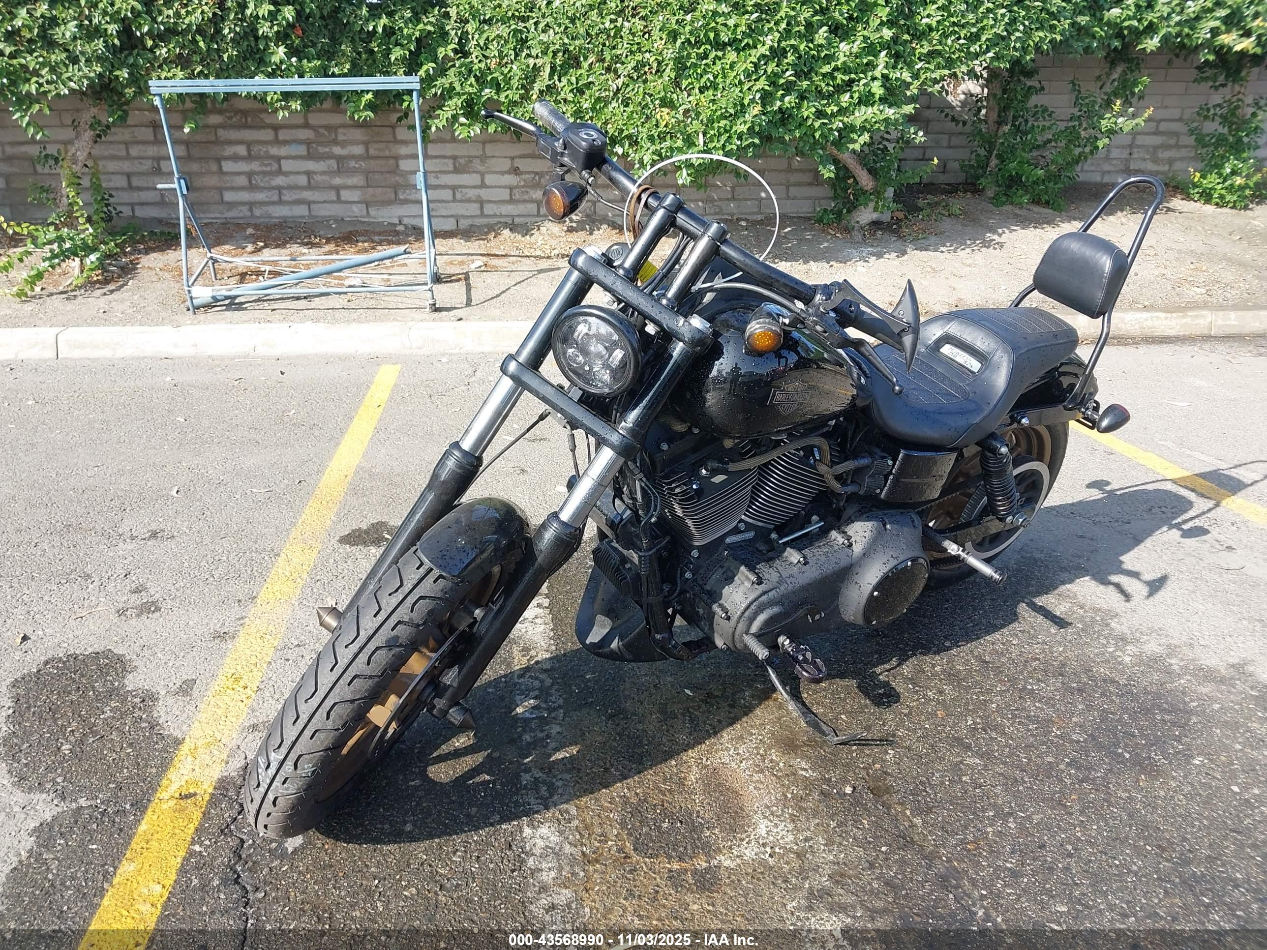 HARLEY-DAVIDSON FXDLS image 2