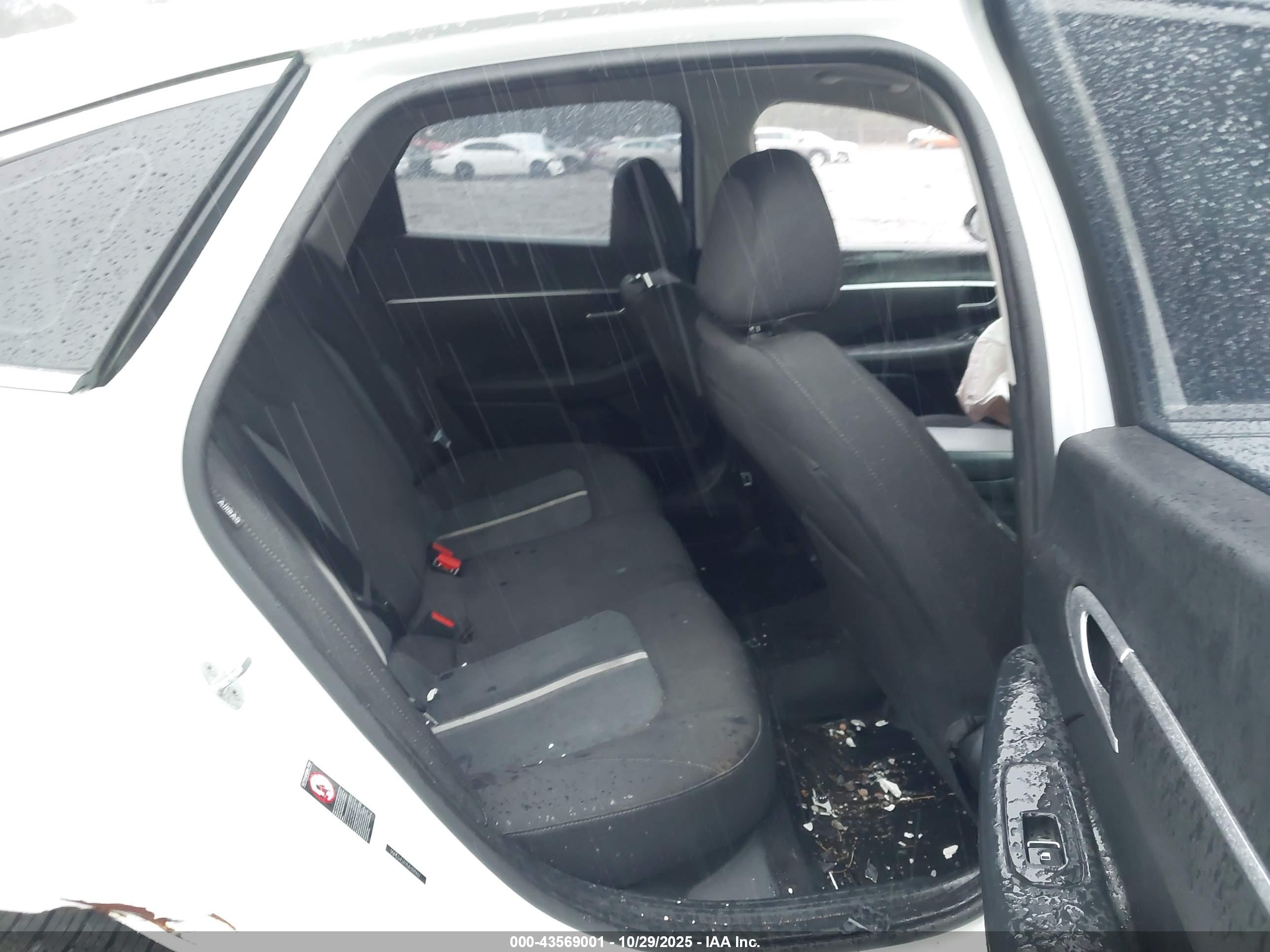HYUNDAI SONATA image 8