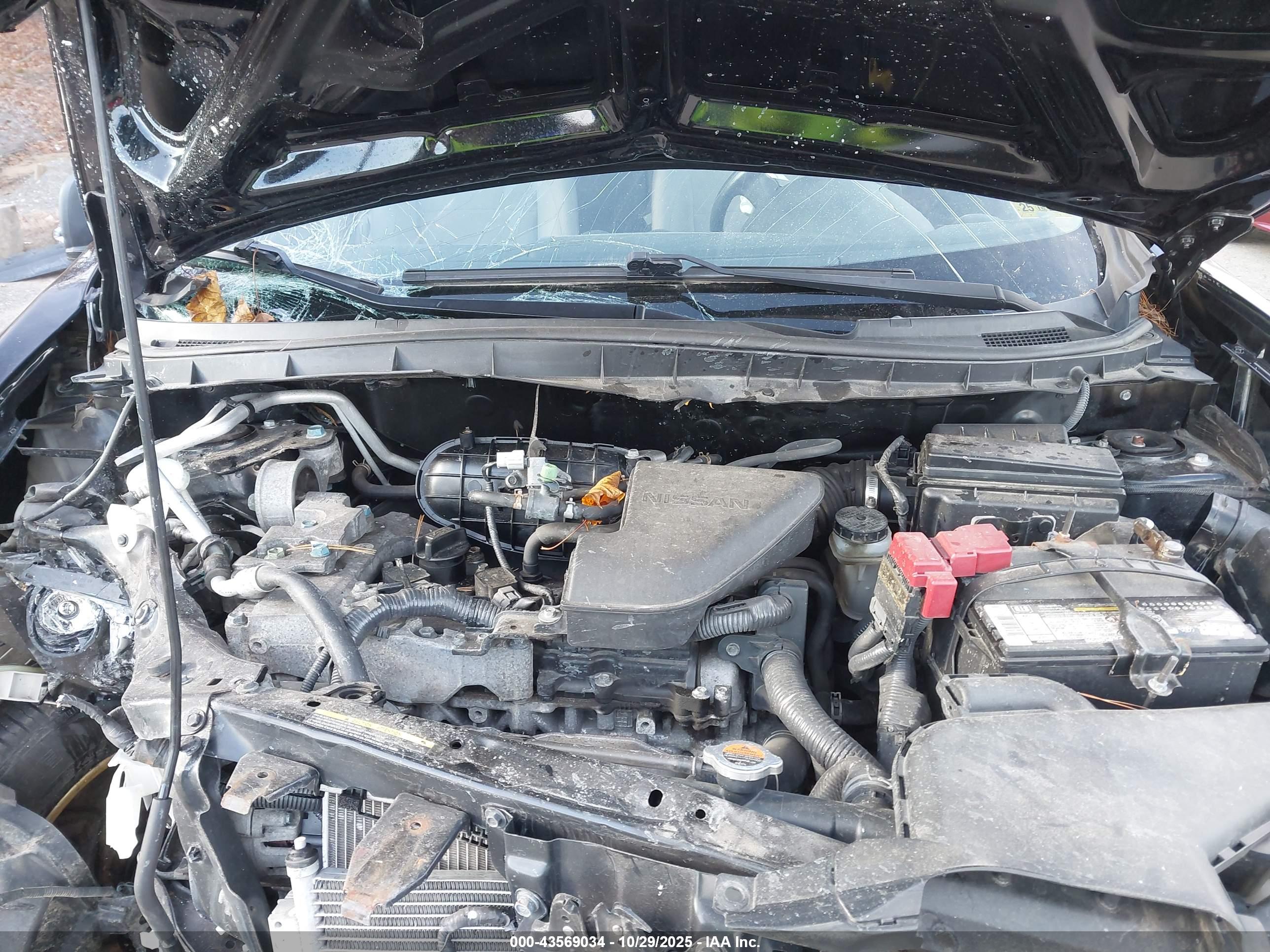 NISSAN ROGUE image 10