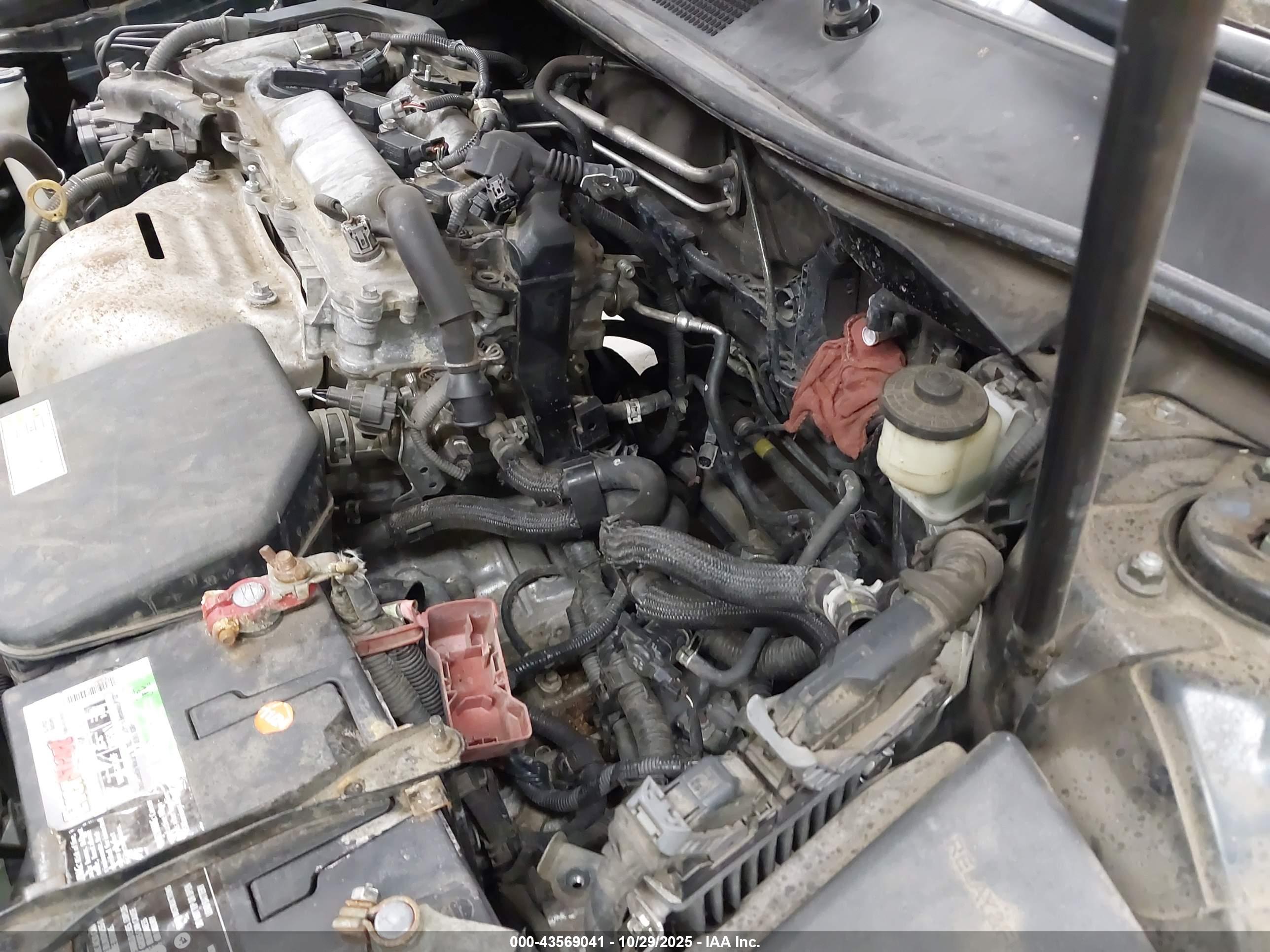TOYOTA CAMRY image 6