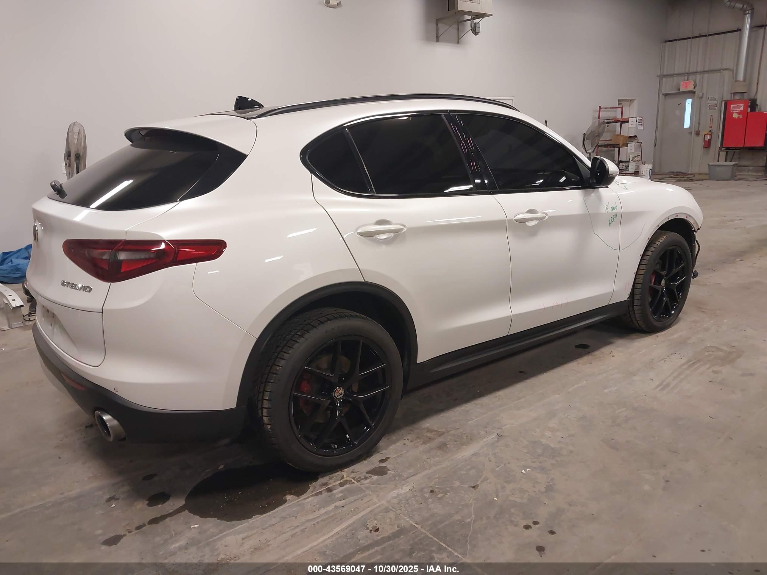 ALFA ROMEO image 4