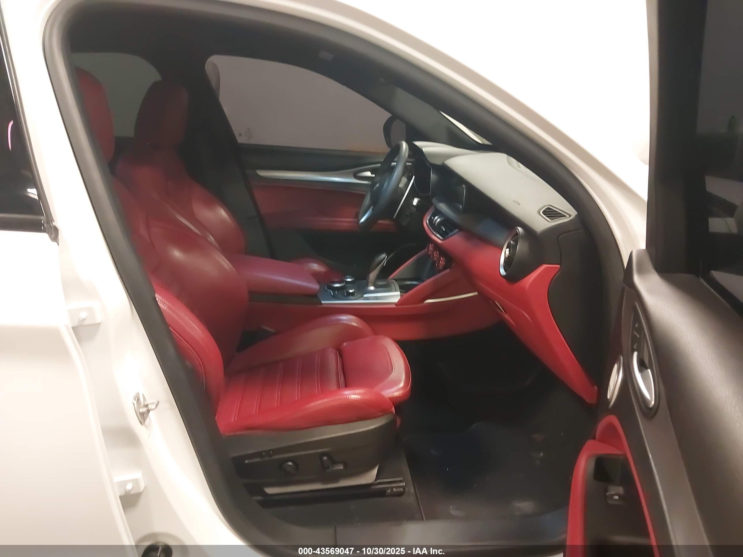ALFA ROMEO image 5