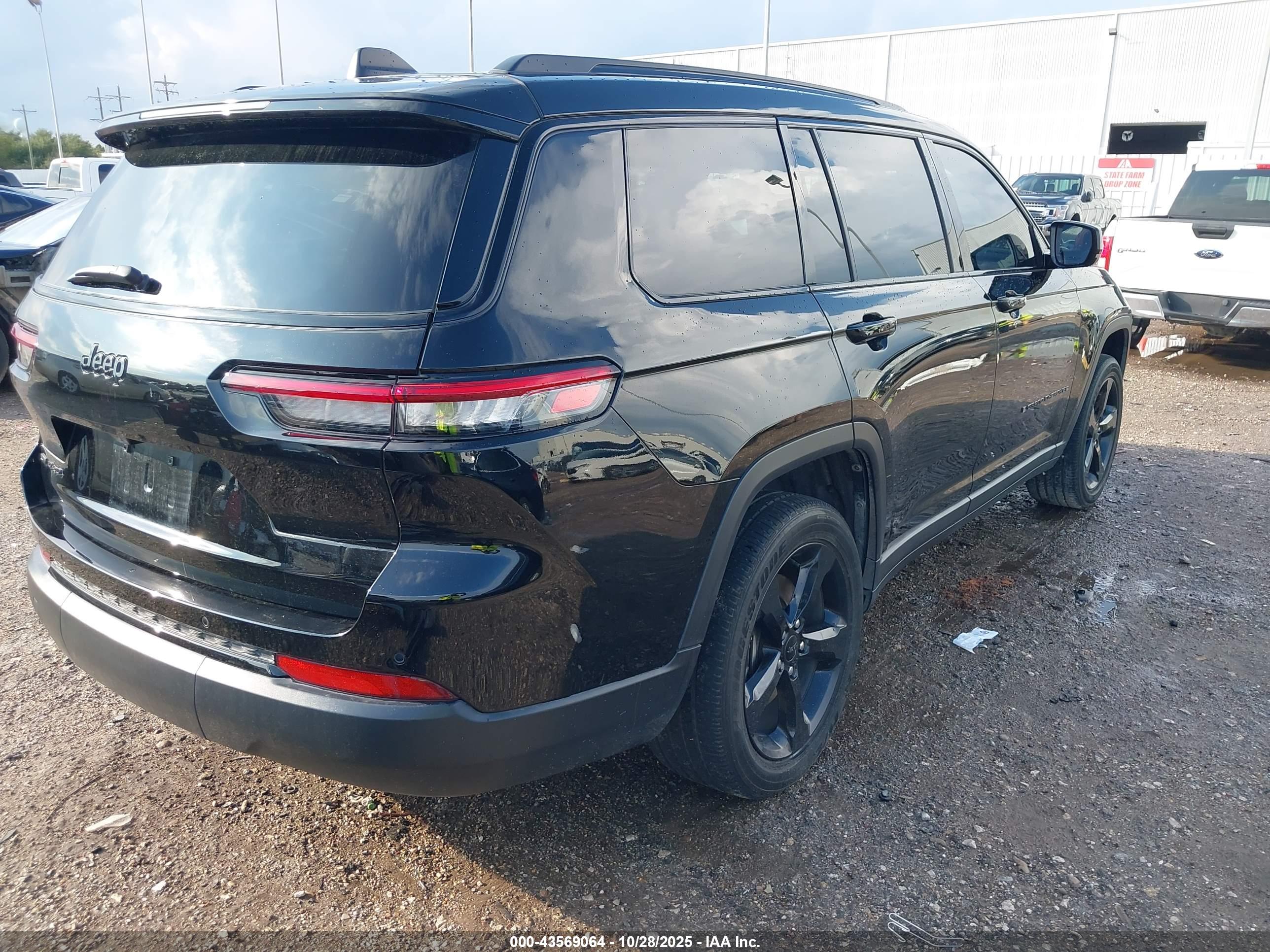 JEEP GRAND image 4