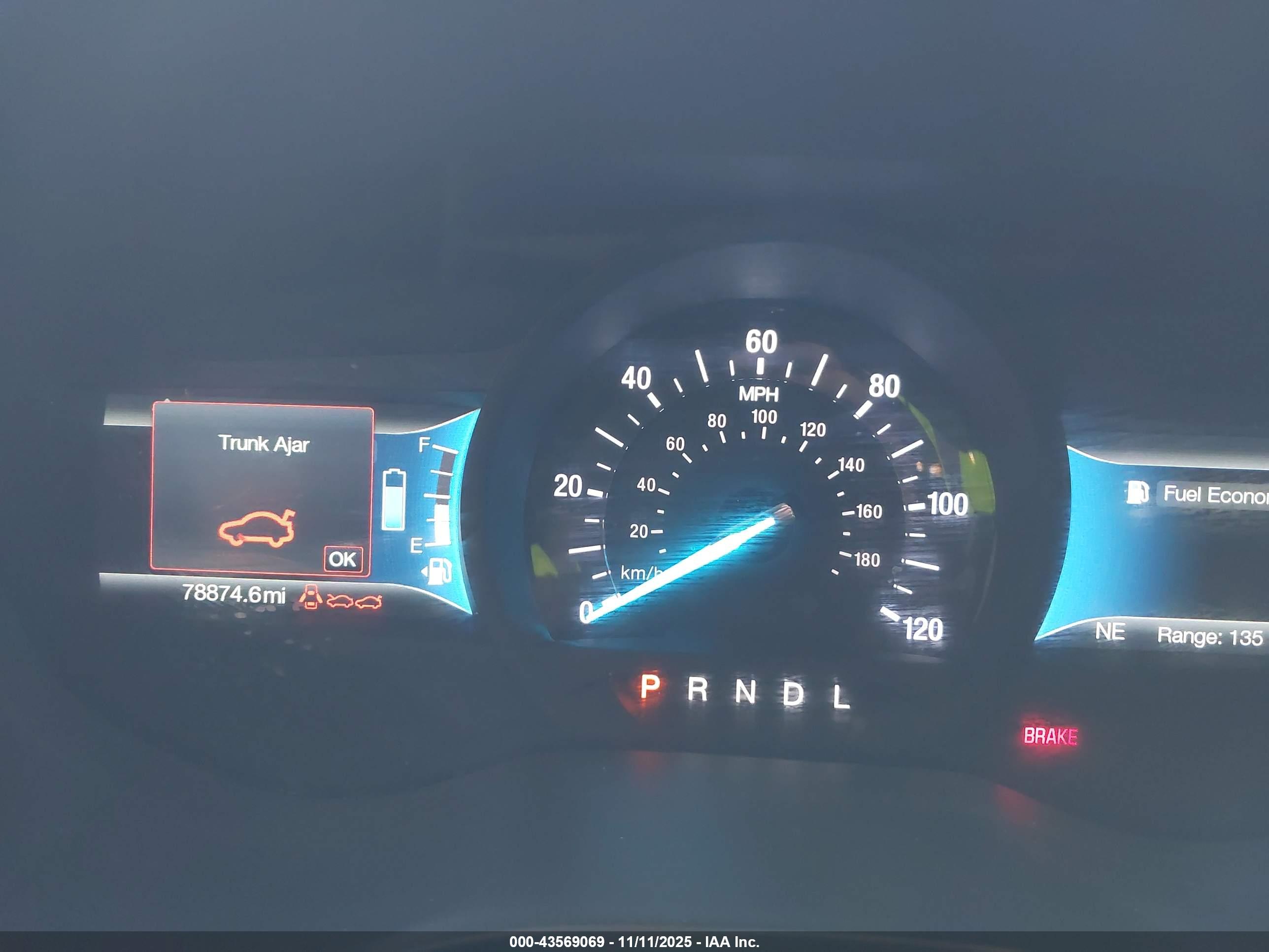 FORD FUSION image 7