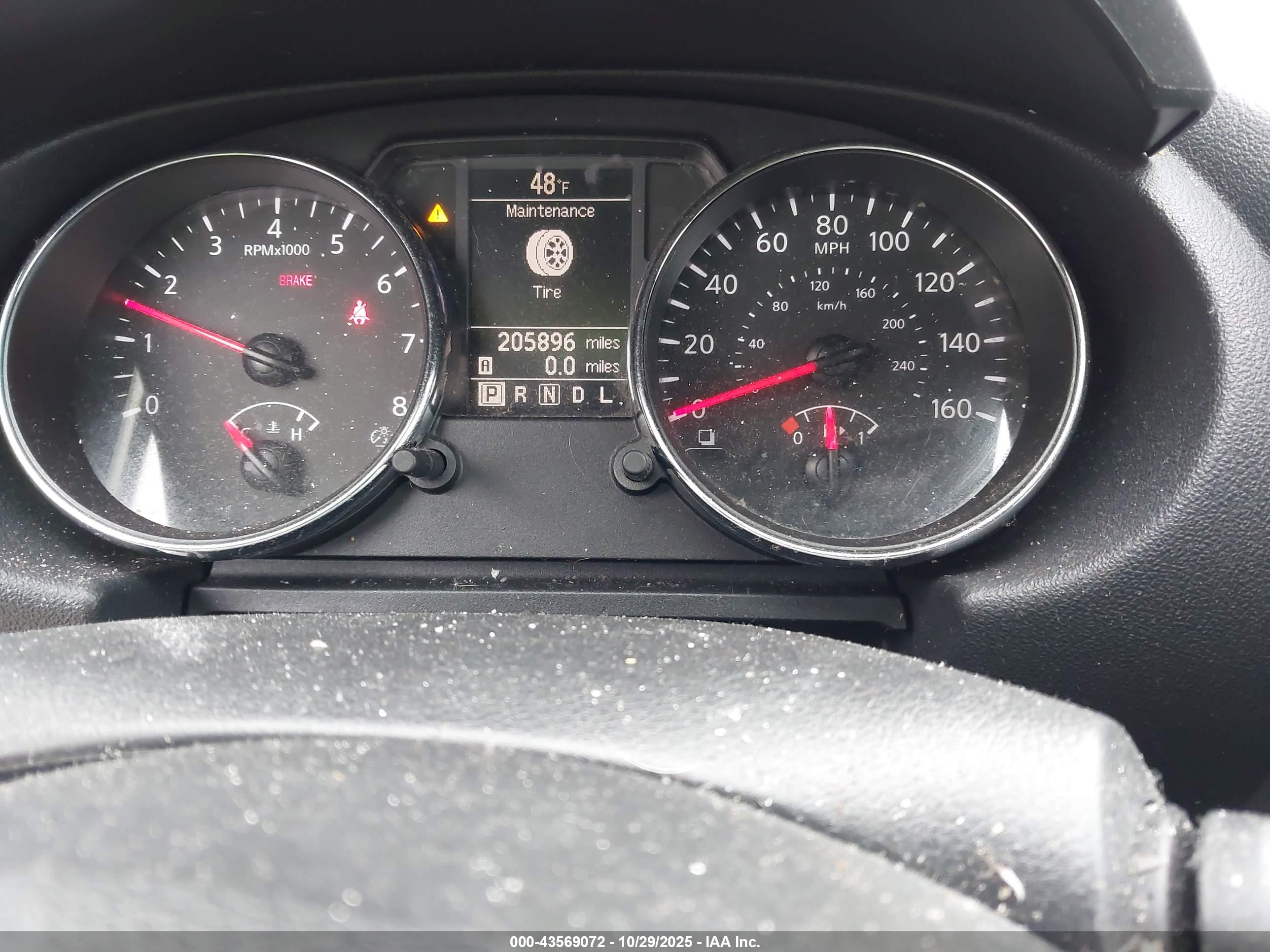 NISSAN ROGUE image 7