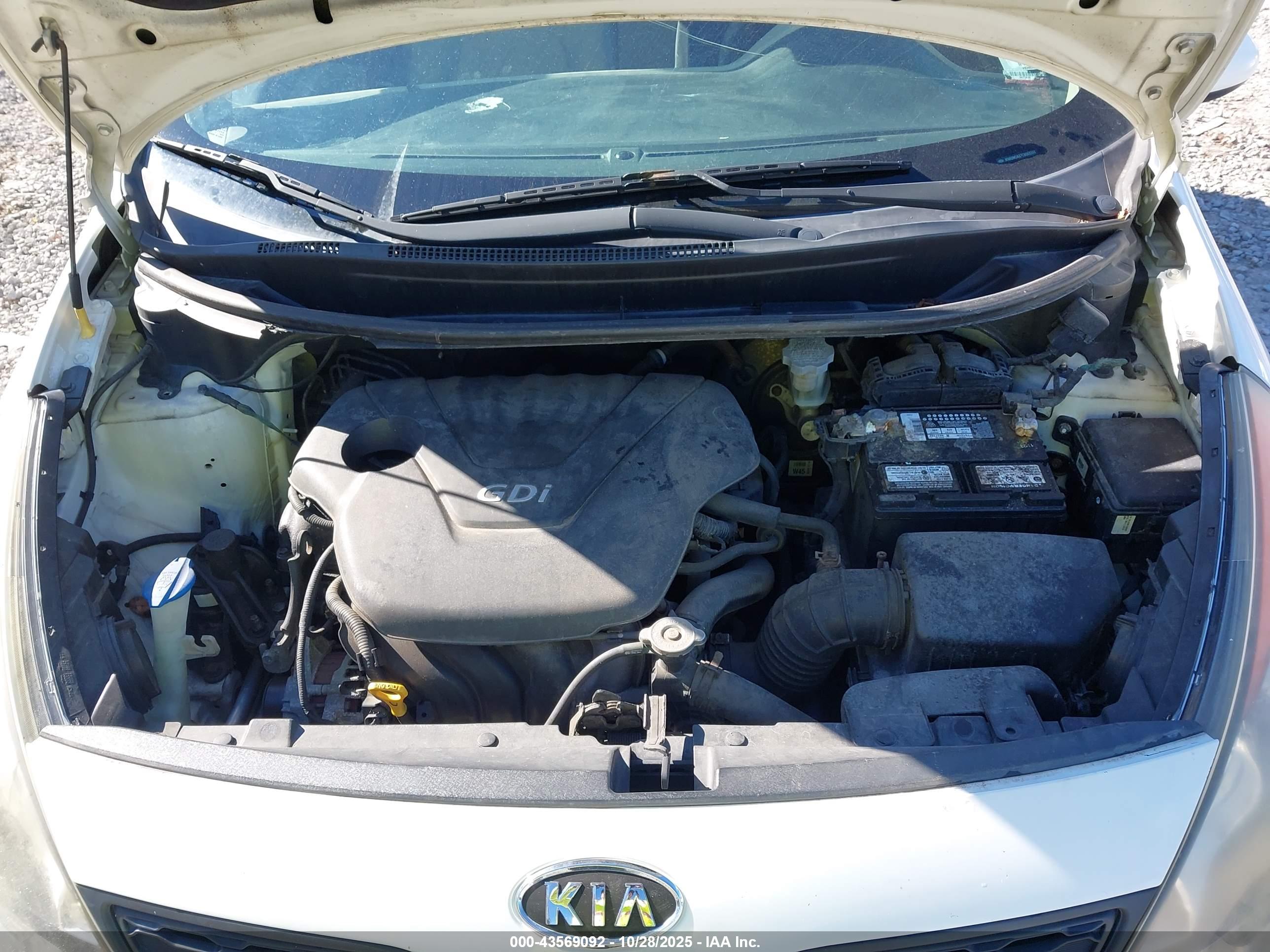 KIA RIO5 image 10