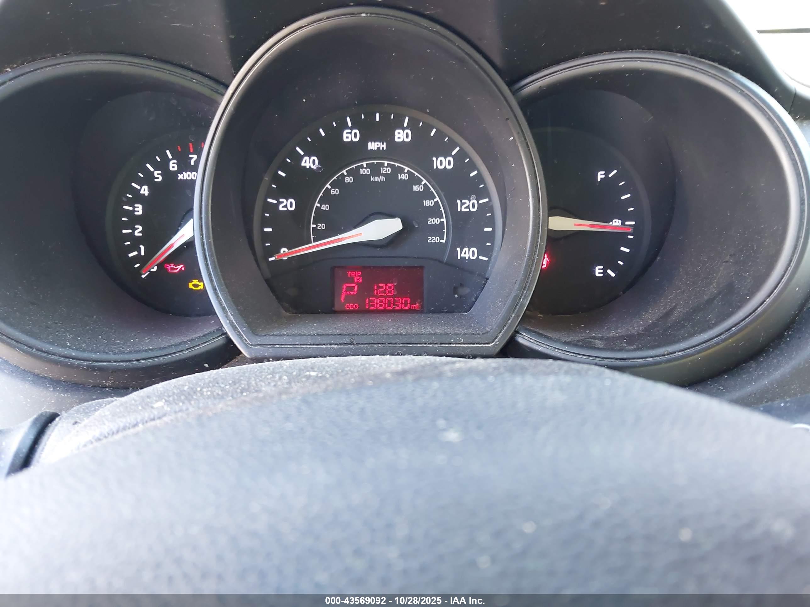 KIA RIO5 image 7