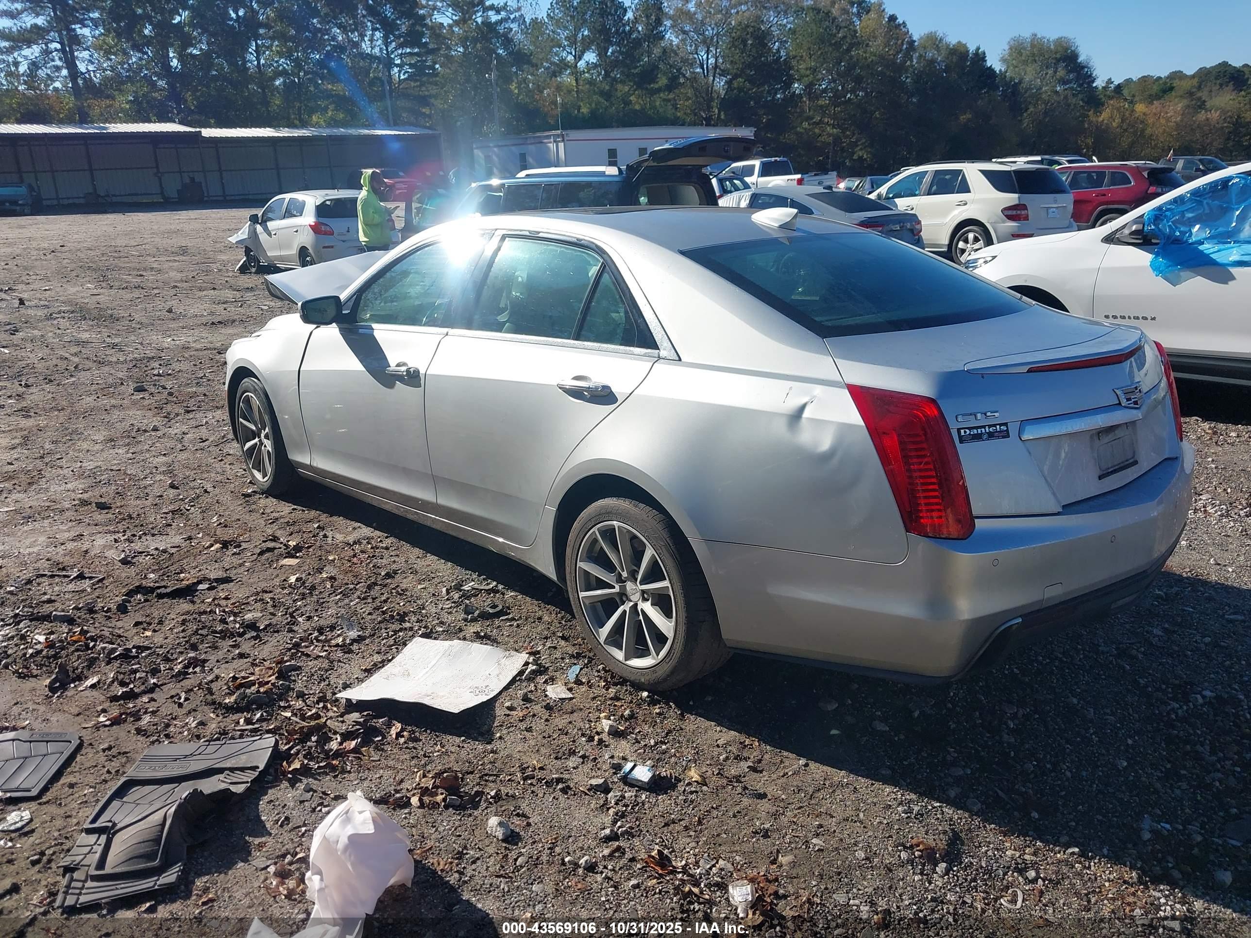 CADILLAC CTS image 3