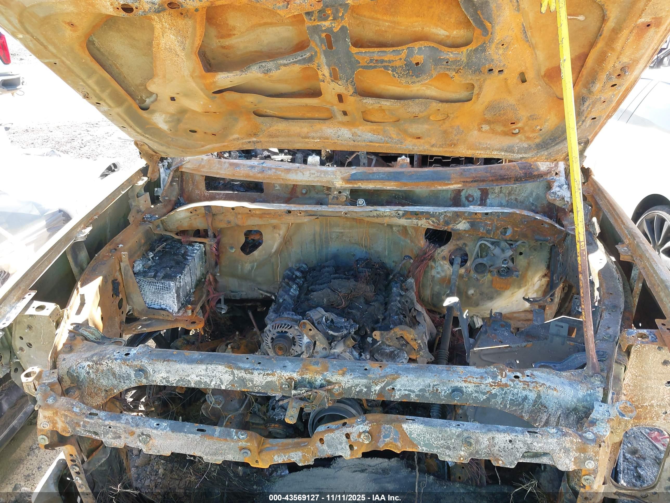 CHEVROLET SILVERADO image 10