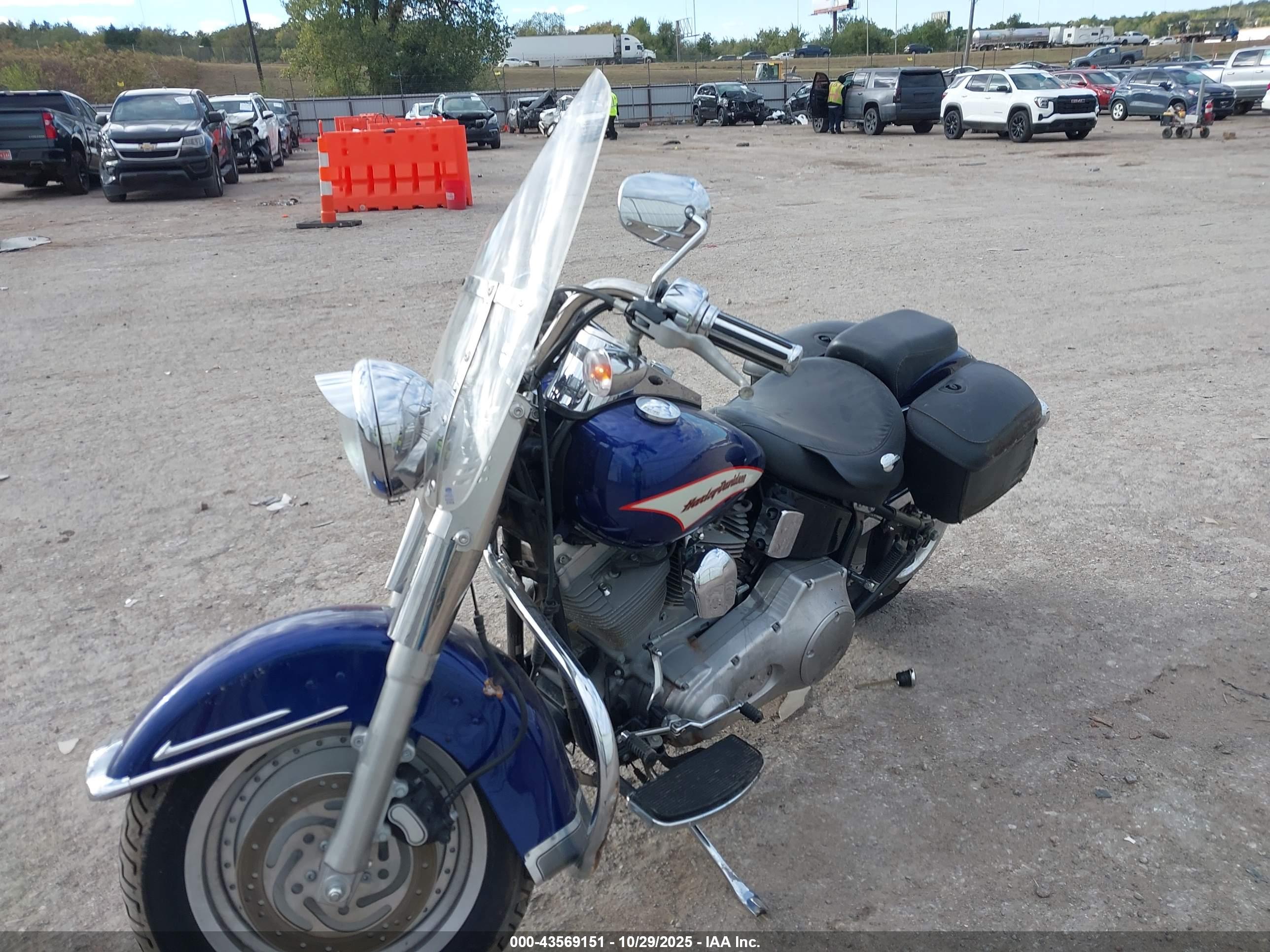 HARLEY-DAVIDSON FLSTI image 2