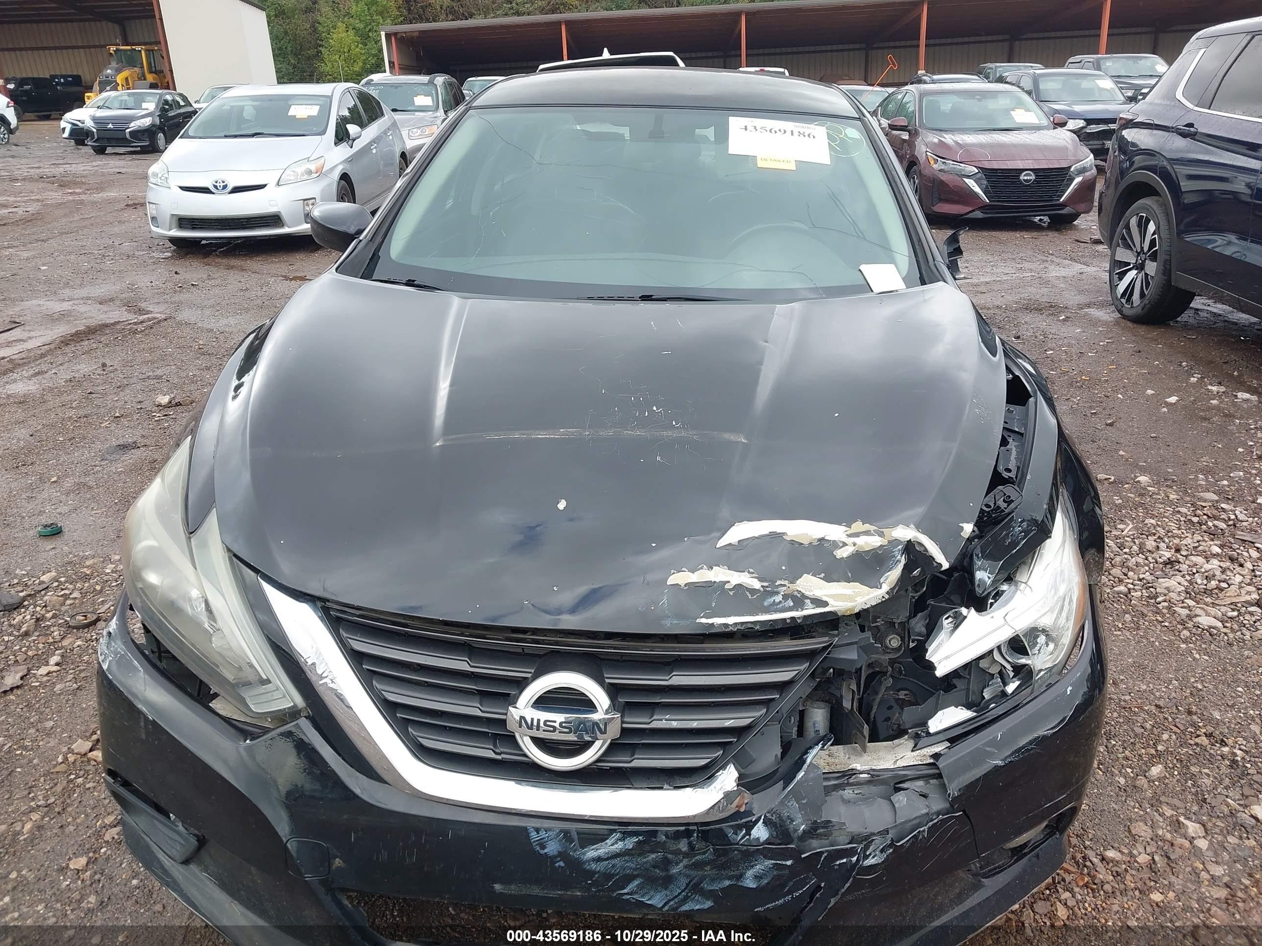 NISSAN ALTIMA image 6