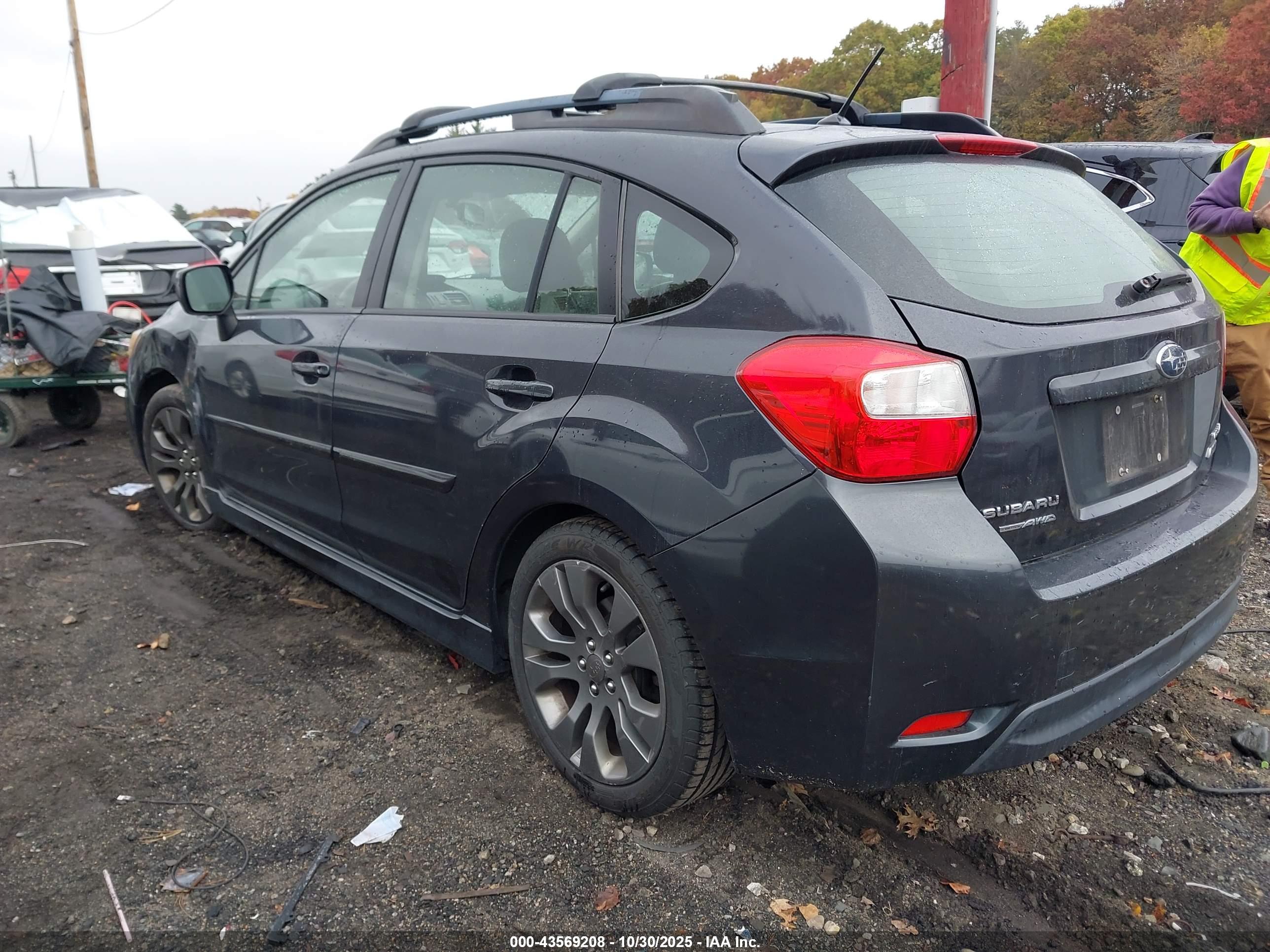 SUBARU IMPREZA image 3