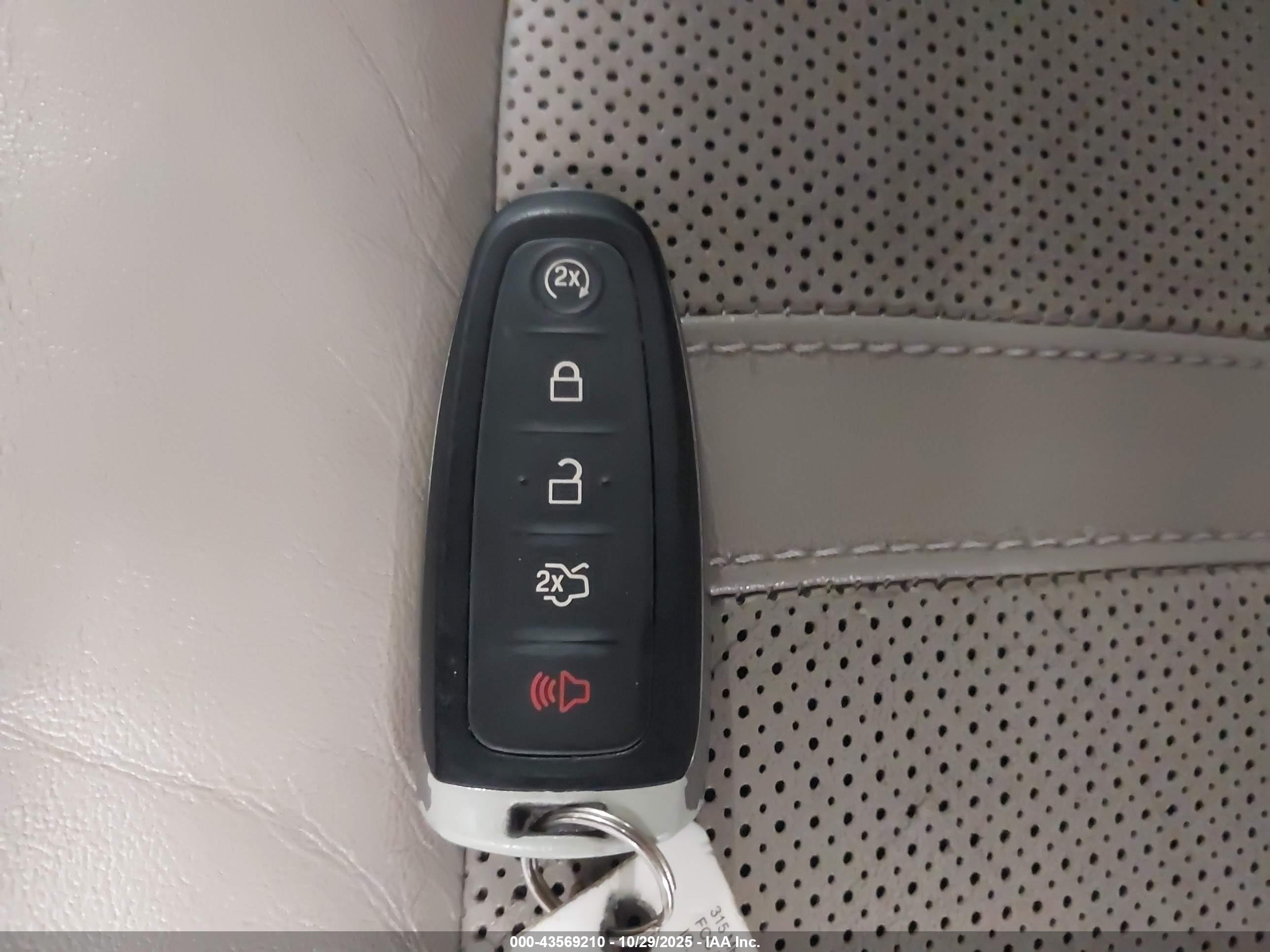 LINCOLN MKX image 11