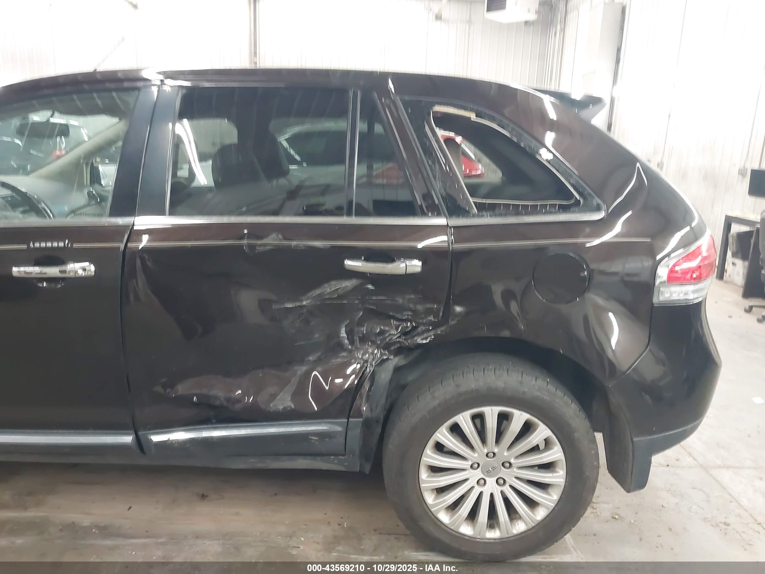 LINCOLN MKX image 6