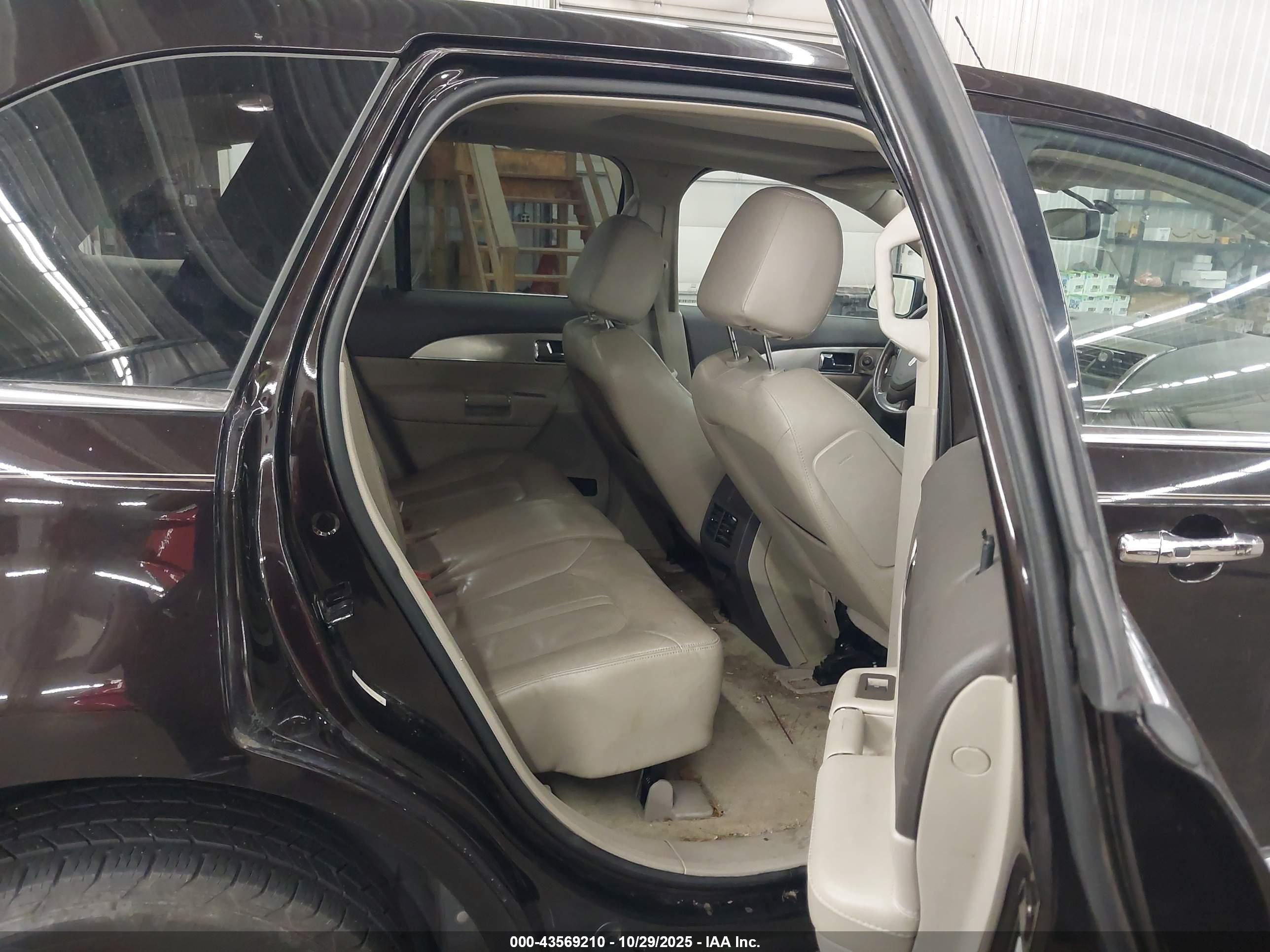 LINCOLN MKX image 8
