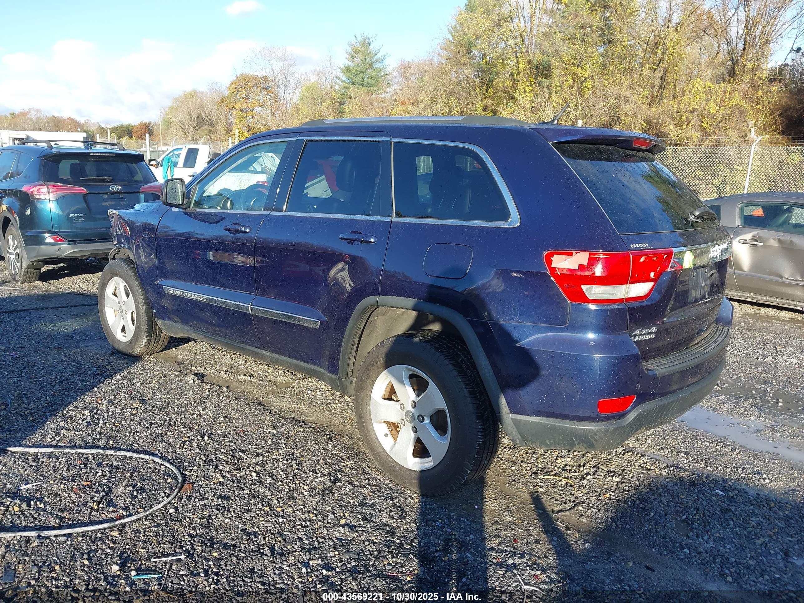 JEEP GRAND image 3
