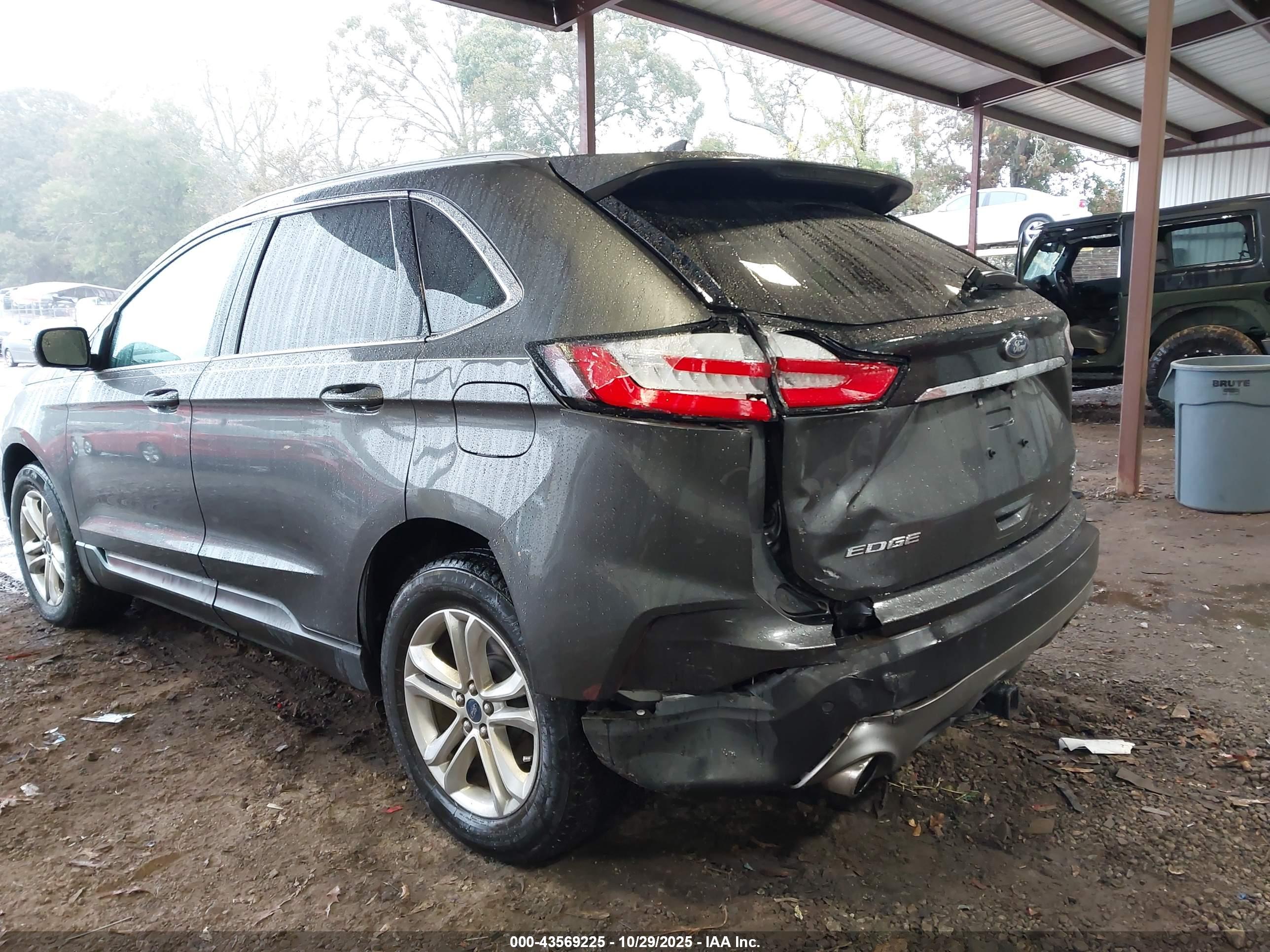 FORD EDGE image 6