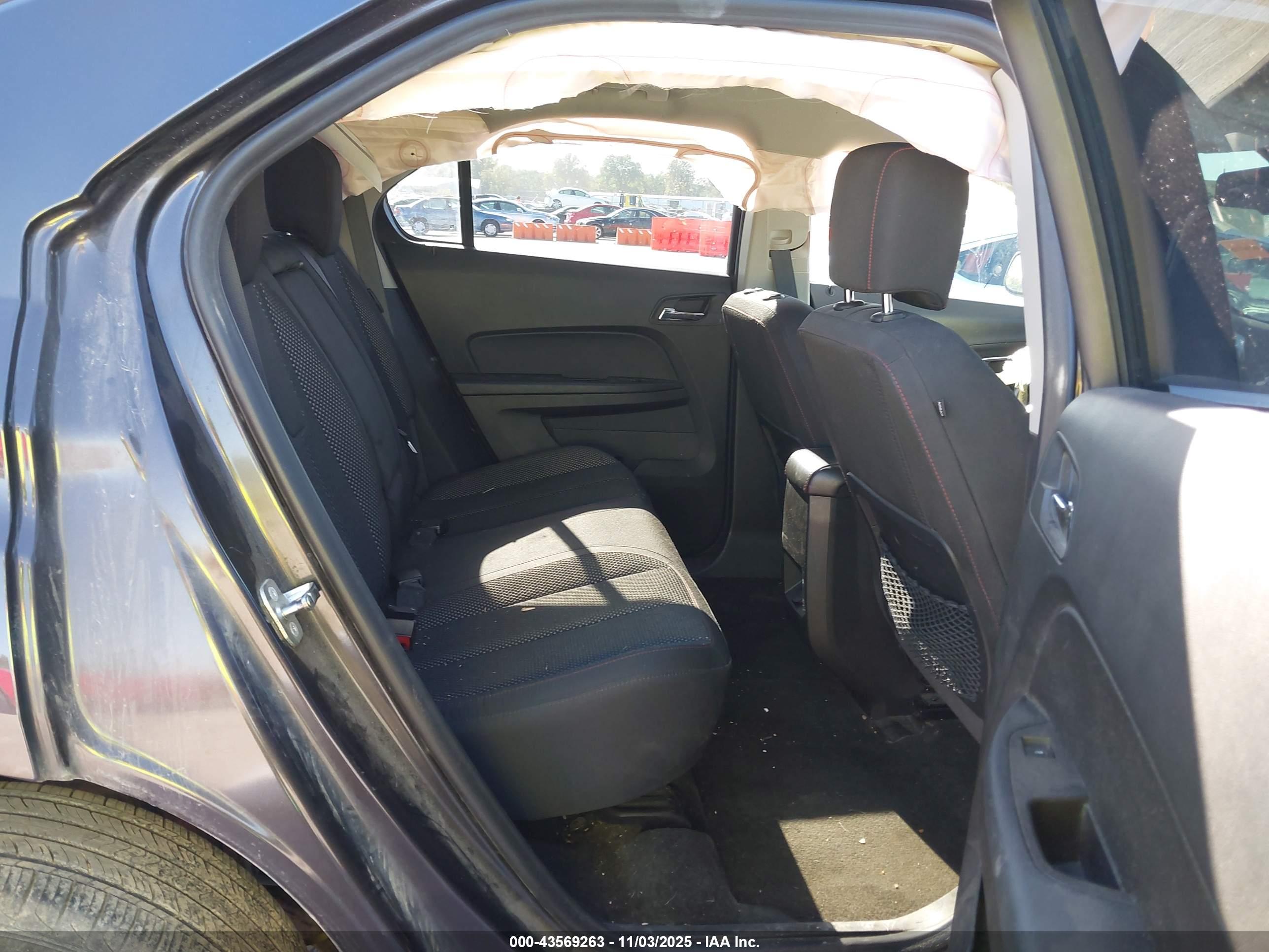 CHEVROLET EQUINOX image 8