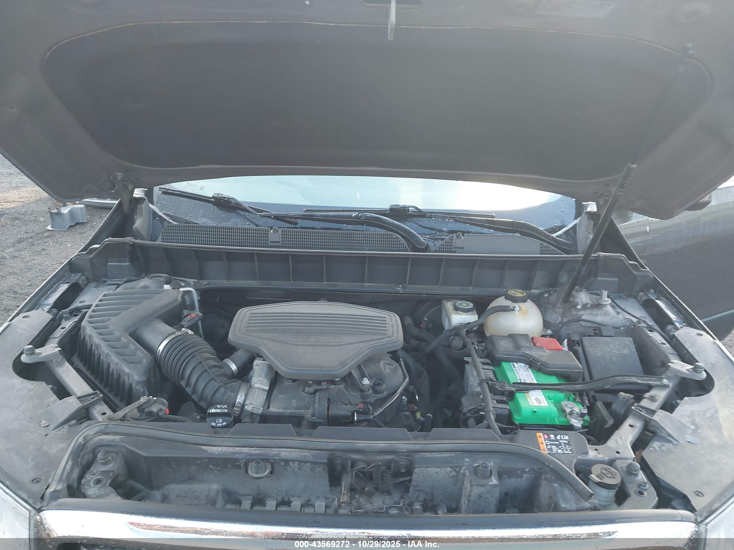 GMC ACADIA image 10