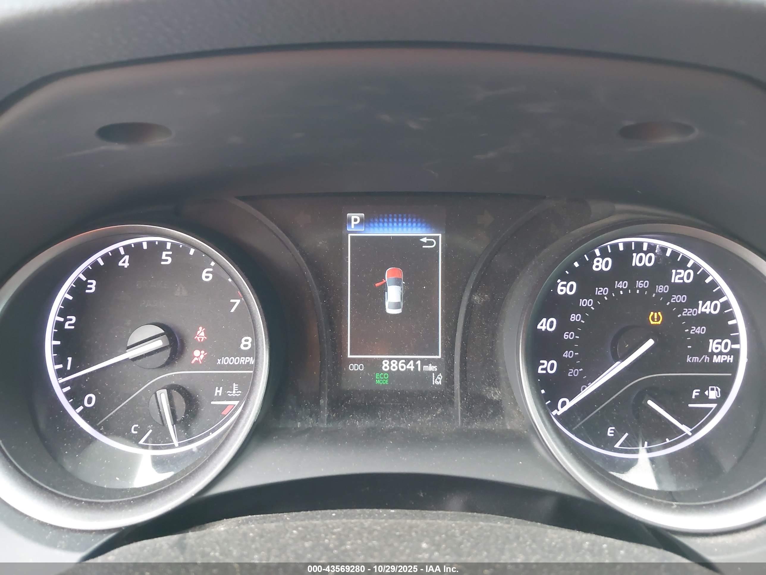 TOYOTA CAMRY image 7