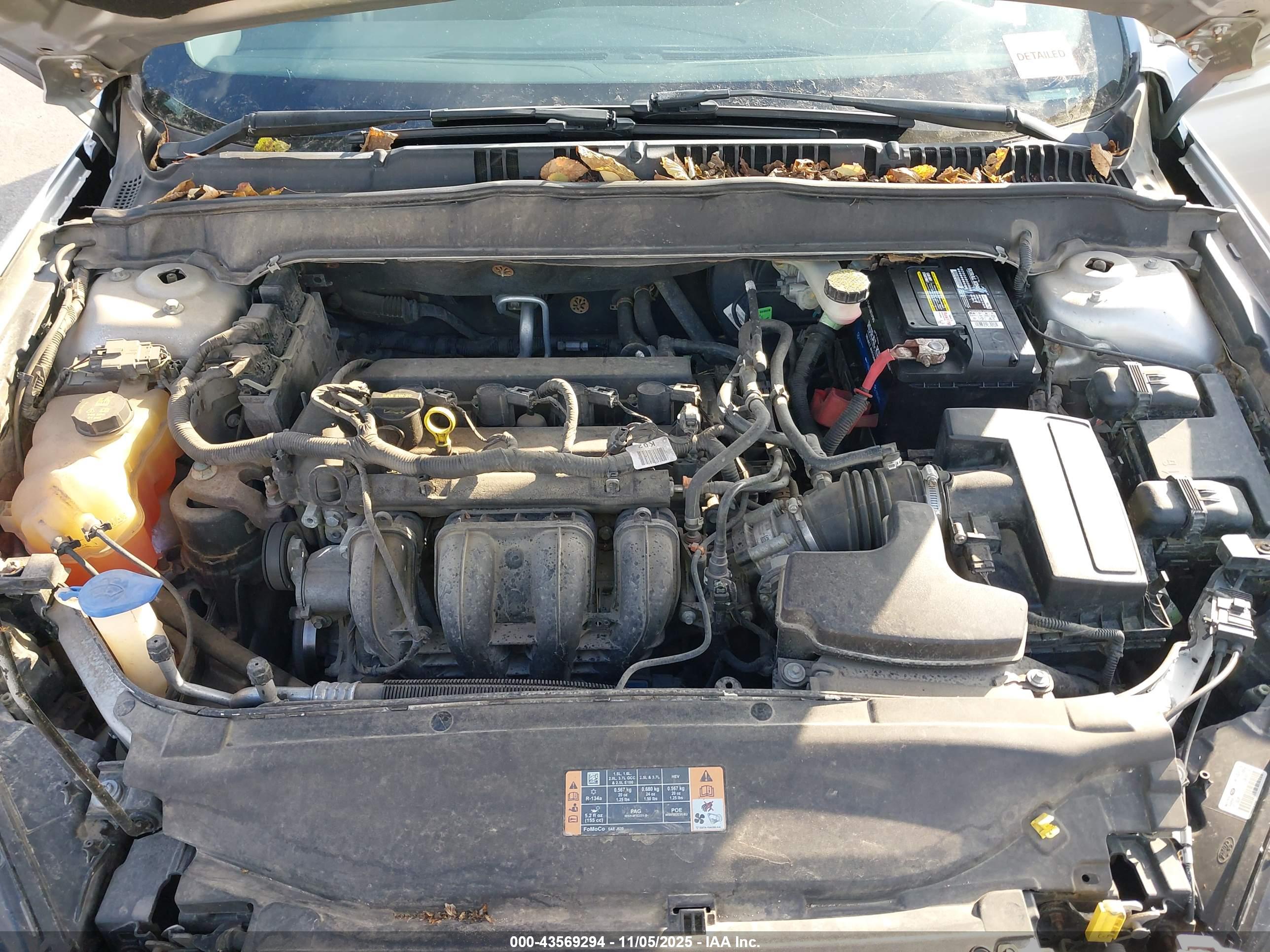 FORD FUSION image 10