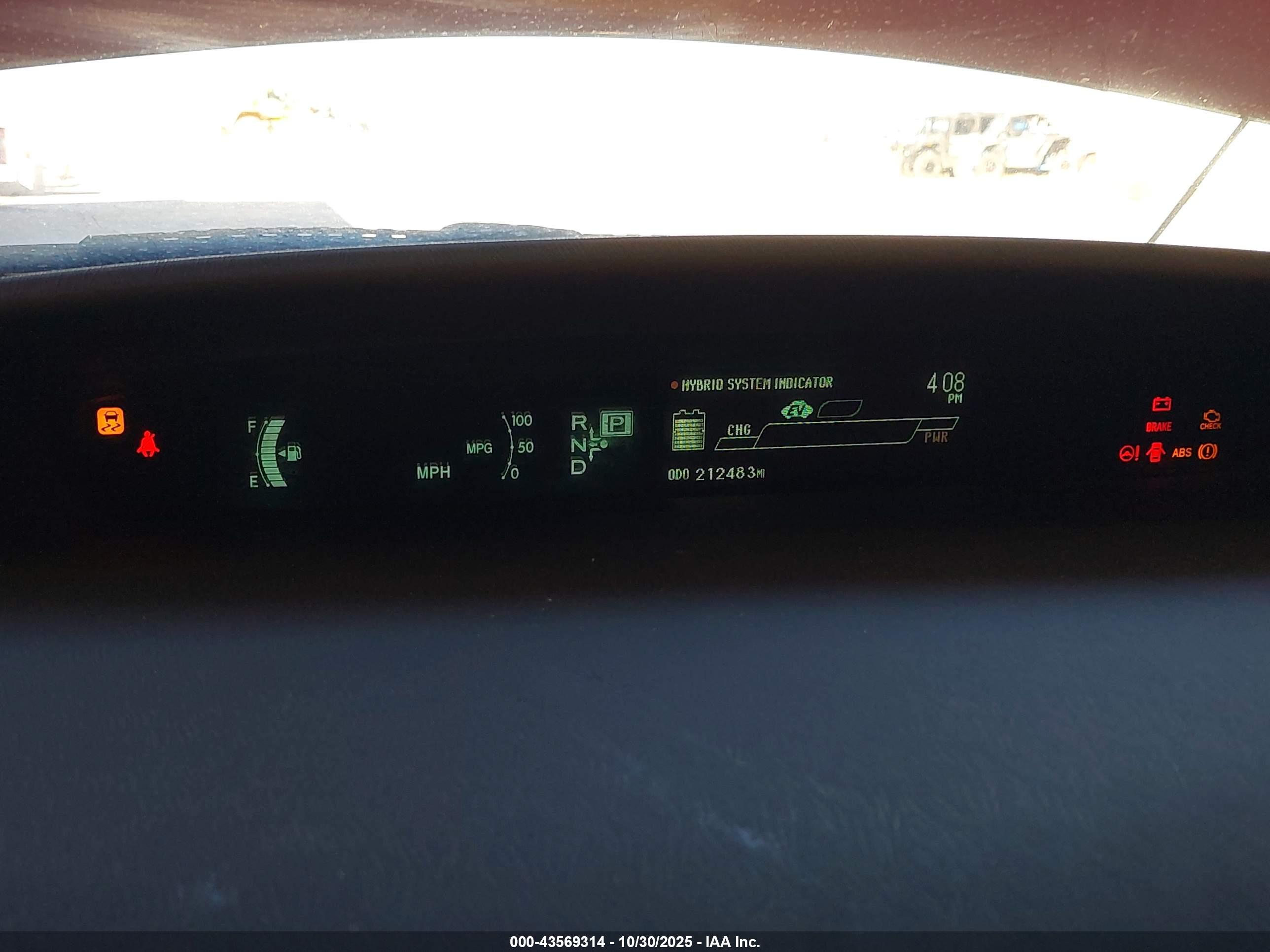 TOYOTA PRIUS image 7